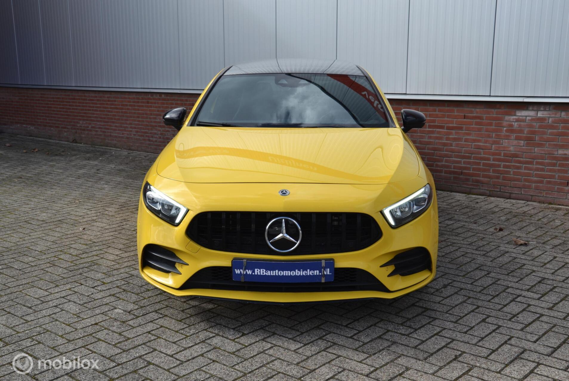 Foto van Mercedes-Benz A 250 E