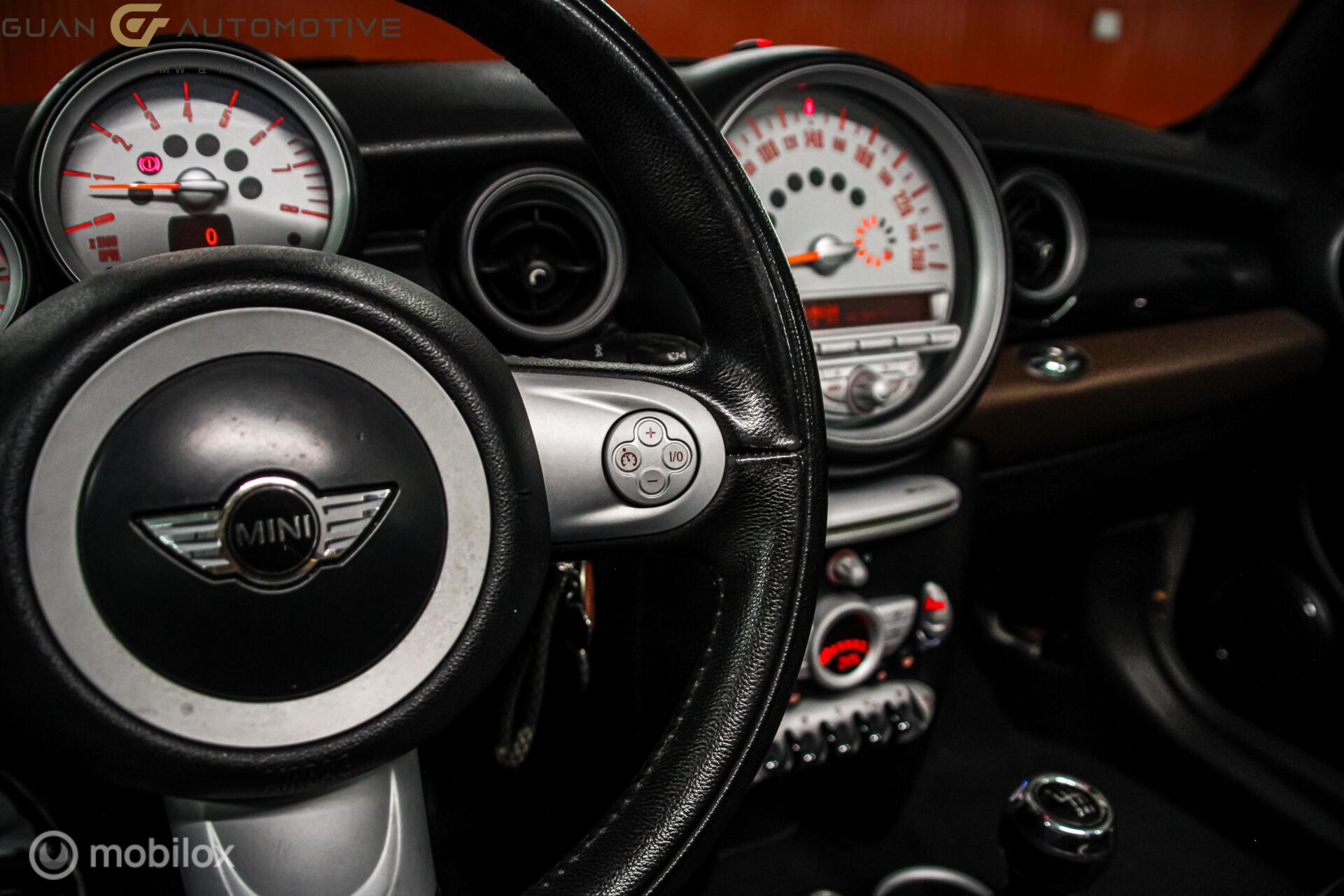 Foto van Mini Cooper Cabrio