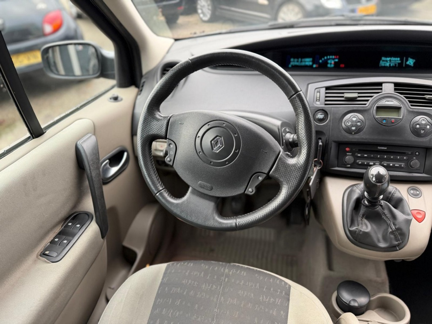 Foto van Renault Scénic