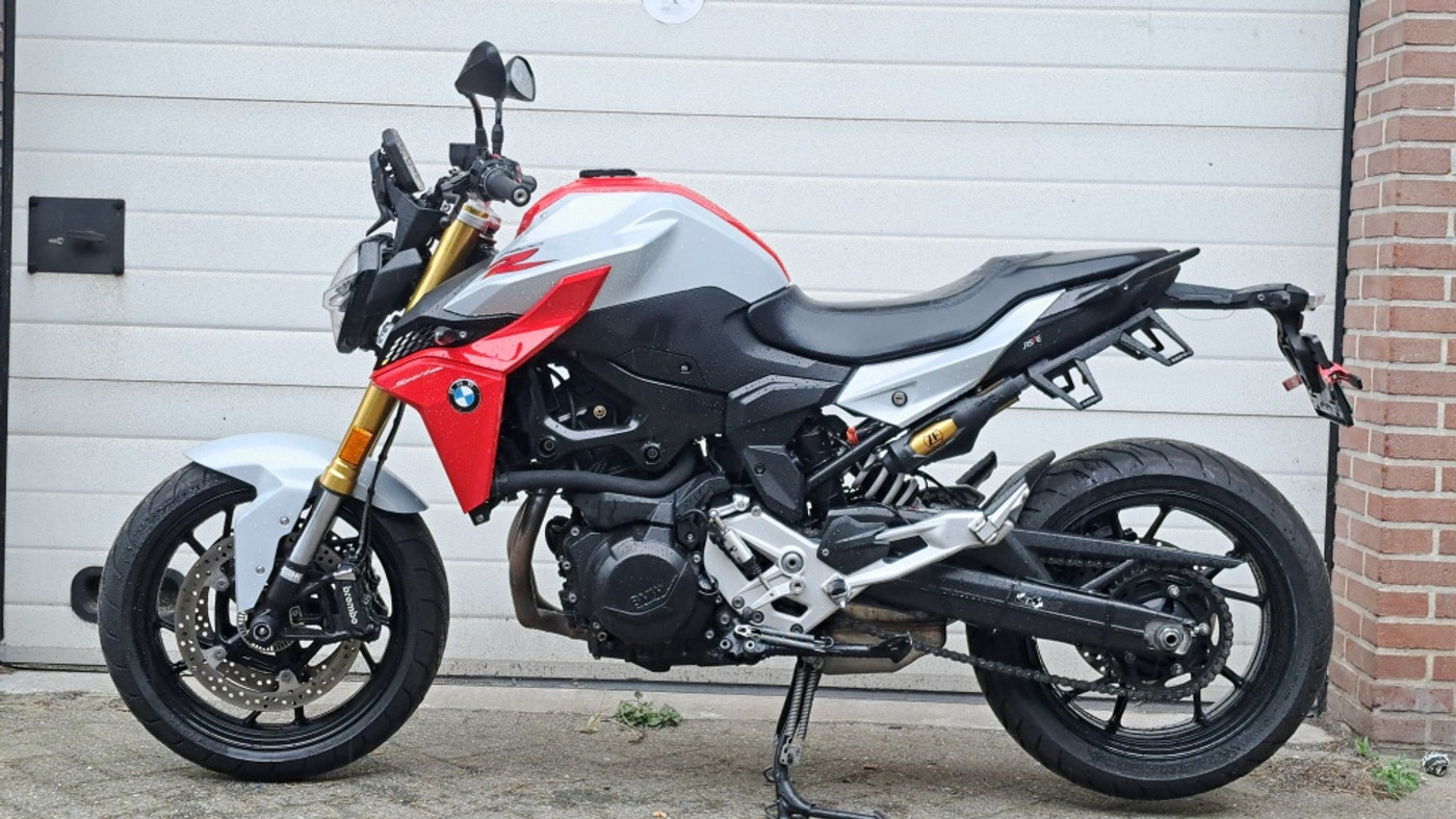 Foto van BMW F 900 R
