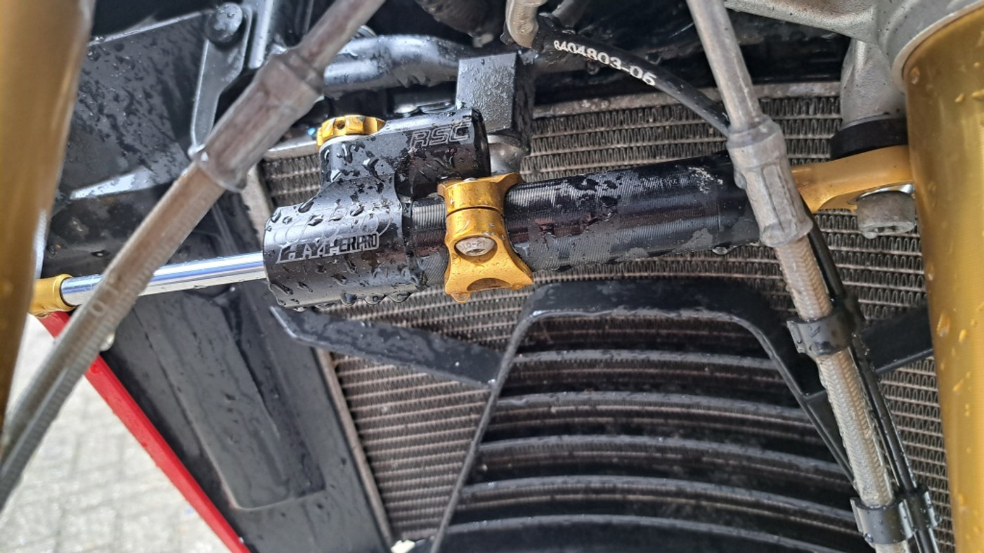 Foto van BMW F 900 R
