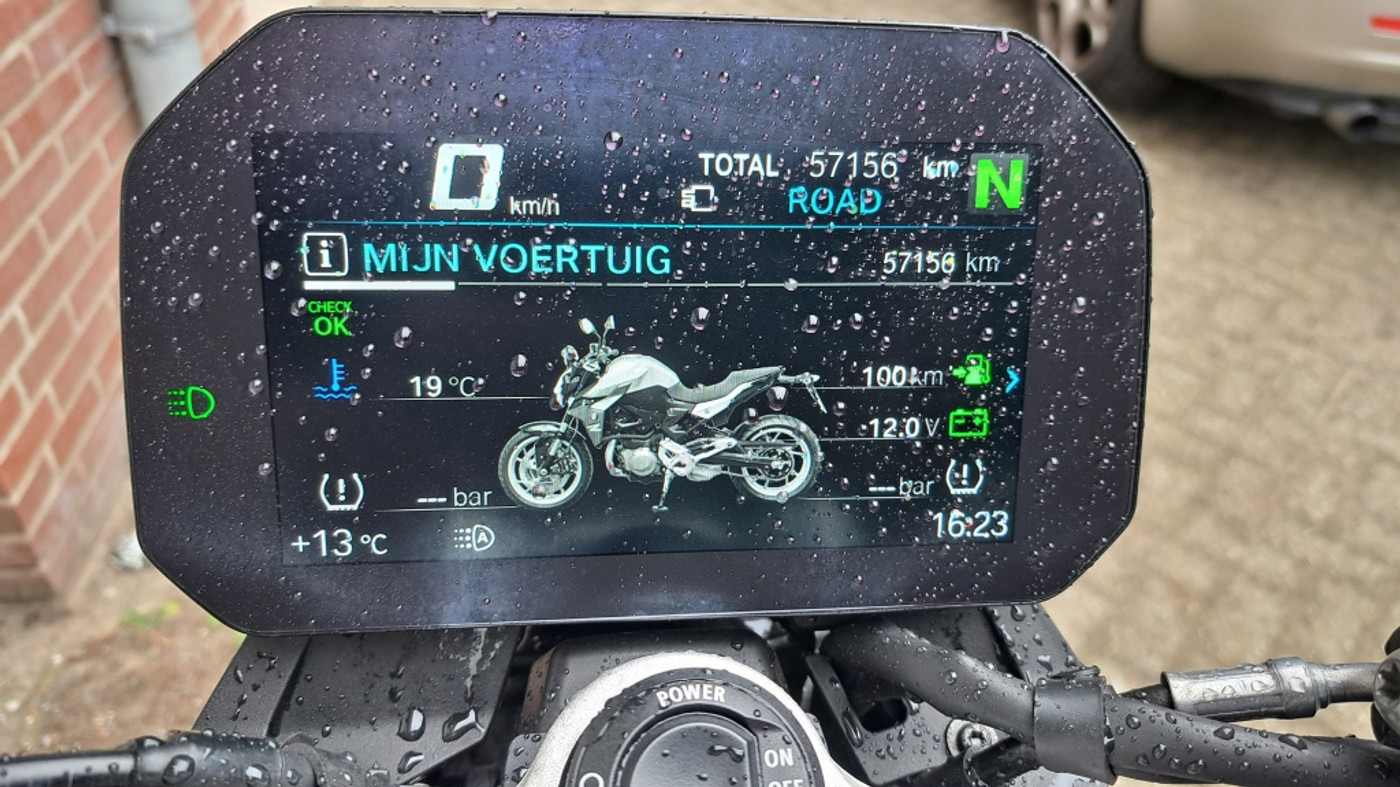 Foto van BMW F 900 R