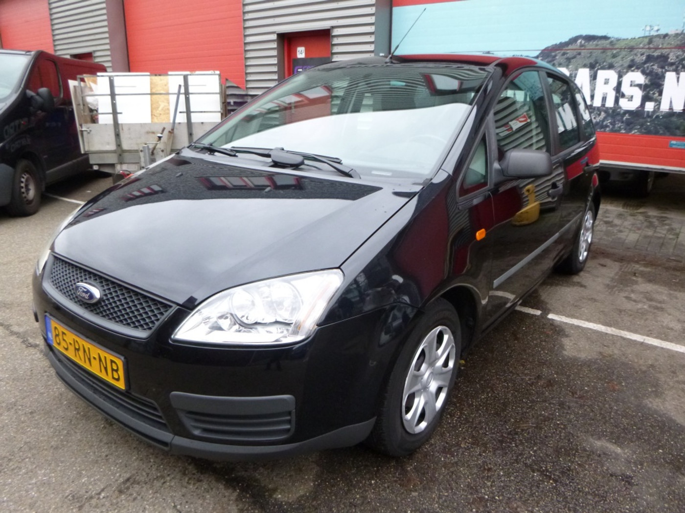 Ford Focus C-max 1.6-16V Ambiente,AIRCO, CRUISE,etc. 2005 - voorkant