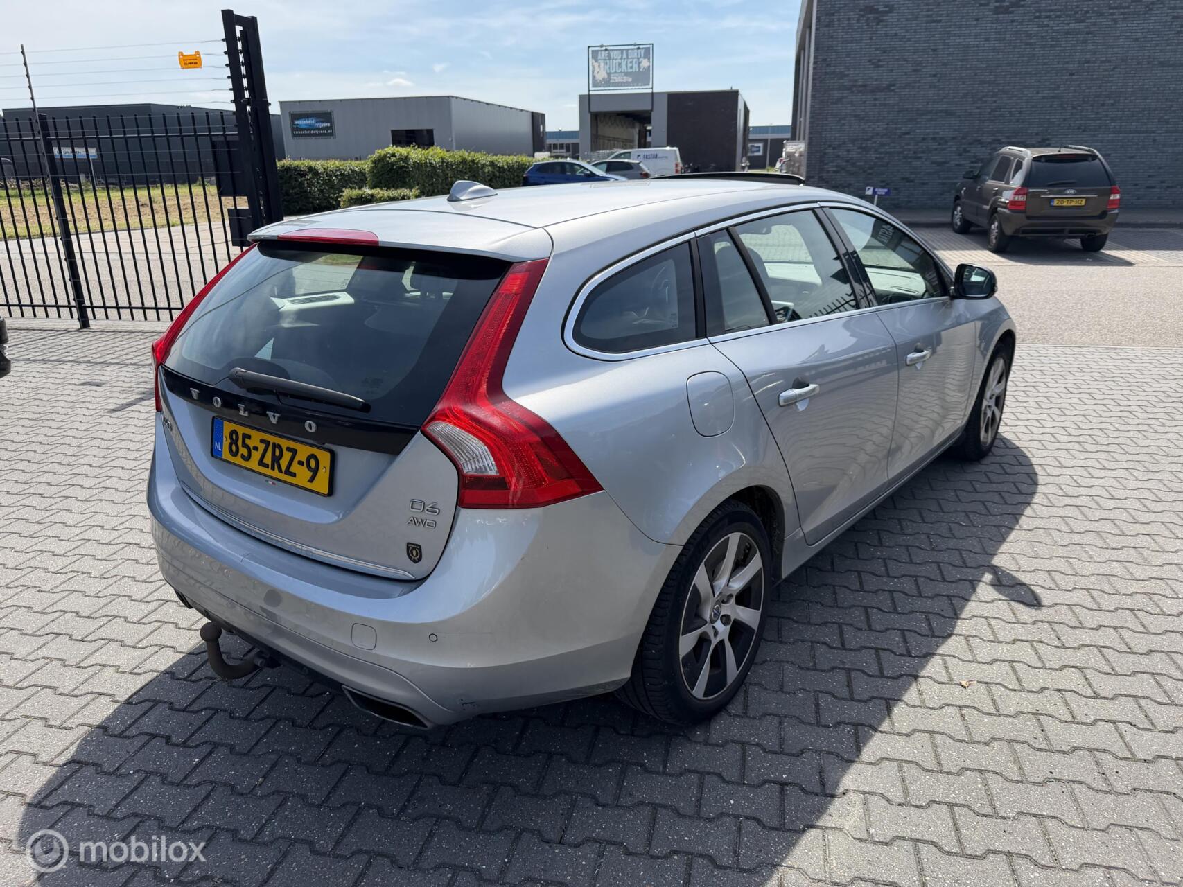 Foto van Volvo V60 Plug In Hybrid