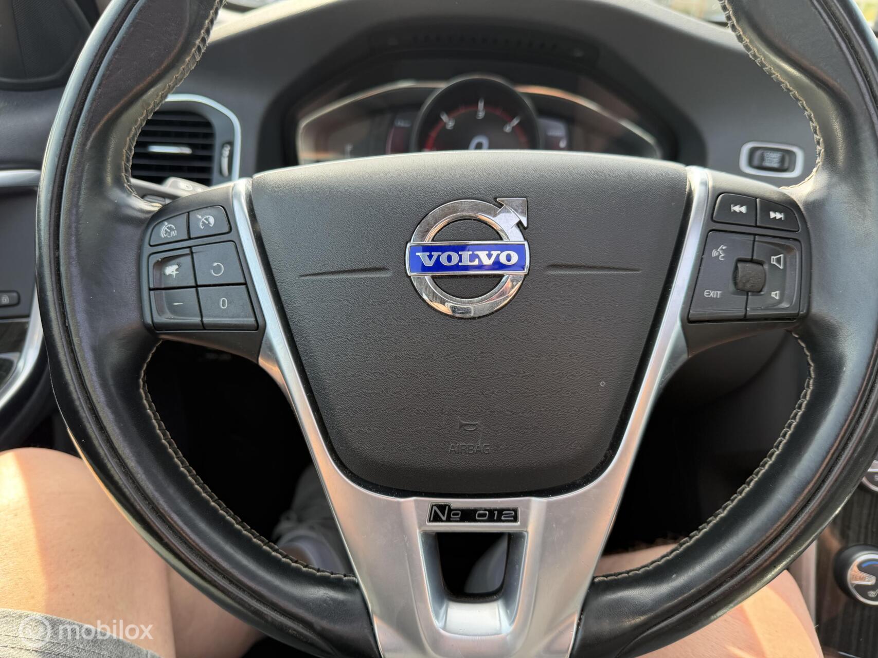 Foto van Volvo V60 Plug In Hybrid
