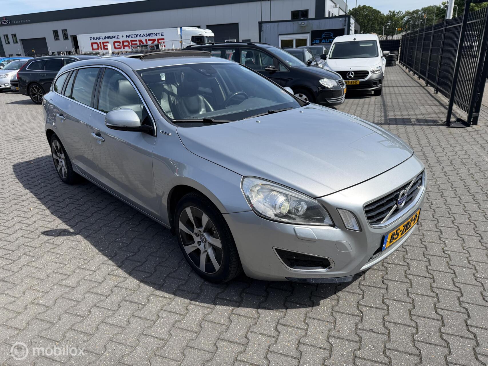 Foto van Volvo V60 Plug In Hybrid