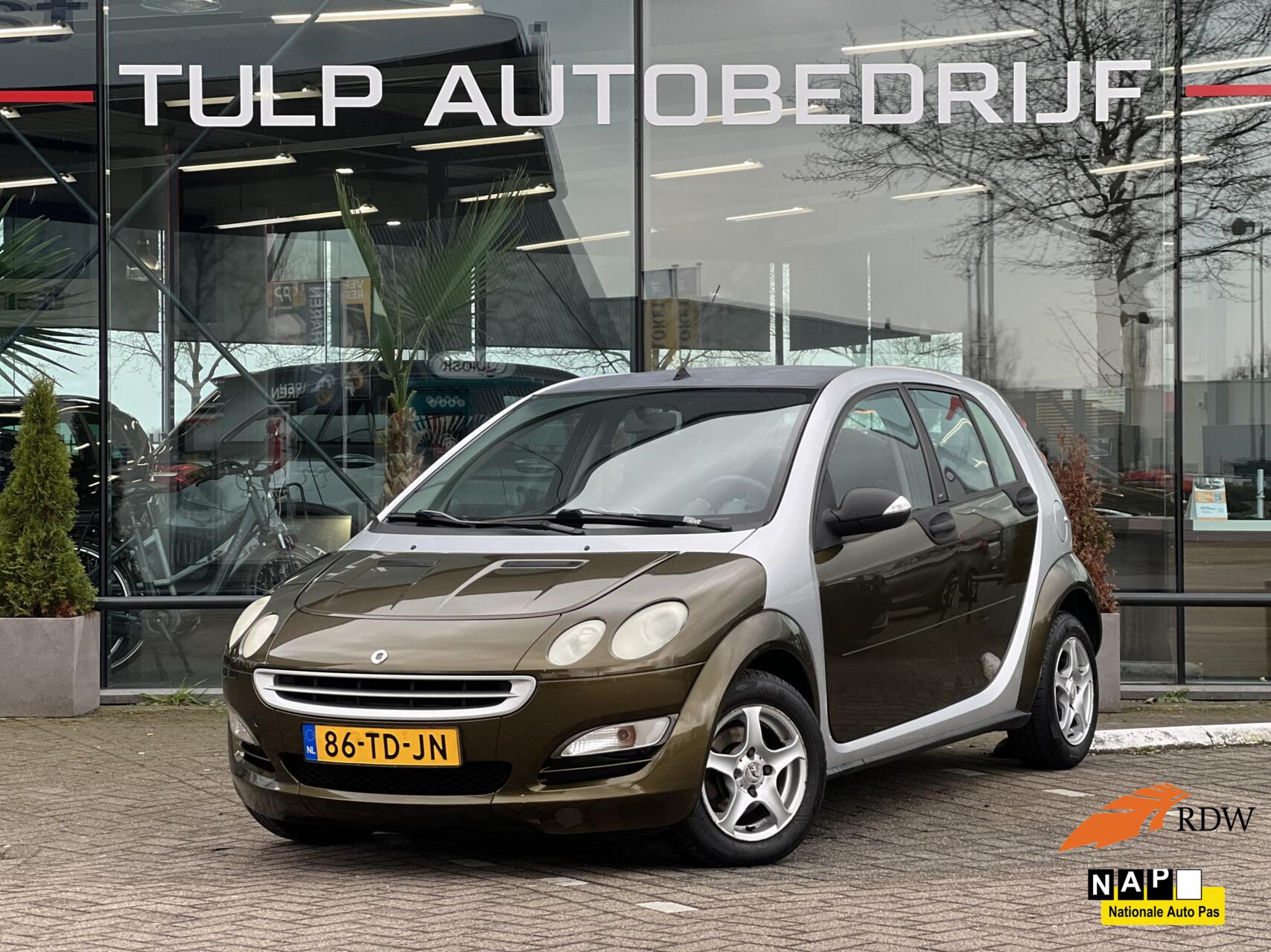 Smart Forfour 1.1 1.1 pulse 5 Deurs Airco Nette staat! NAP 2006 - voorkant