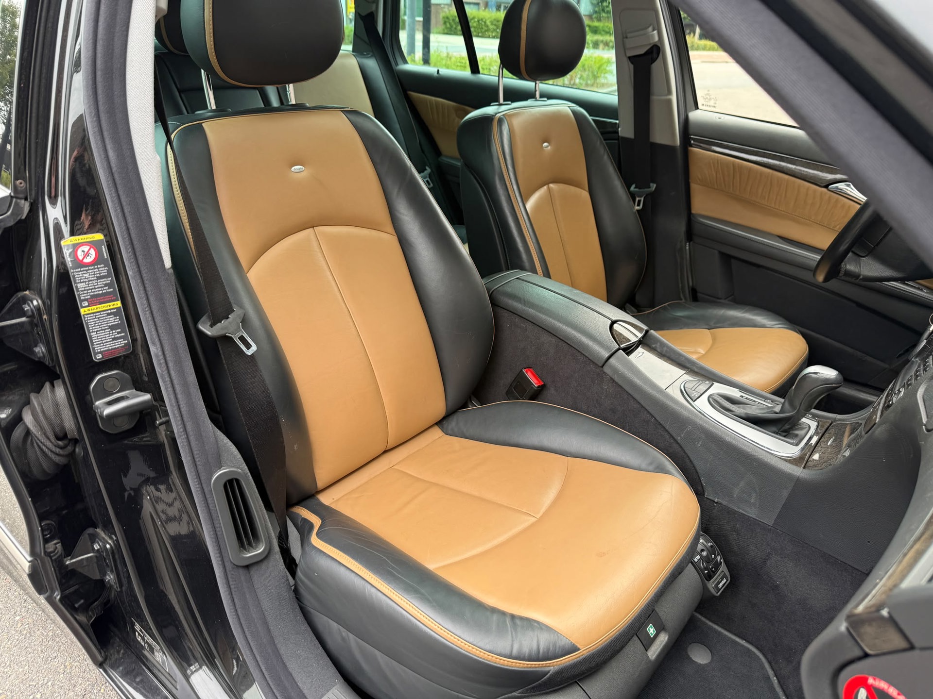 Foto van Mercedes-Benz E 500 4-matic