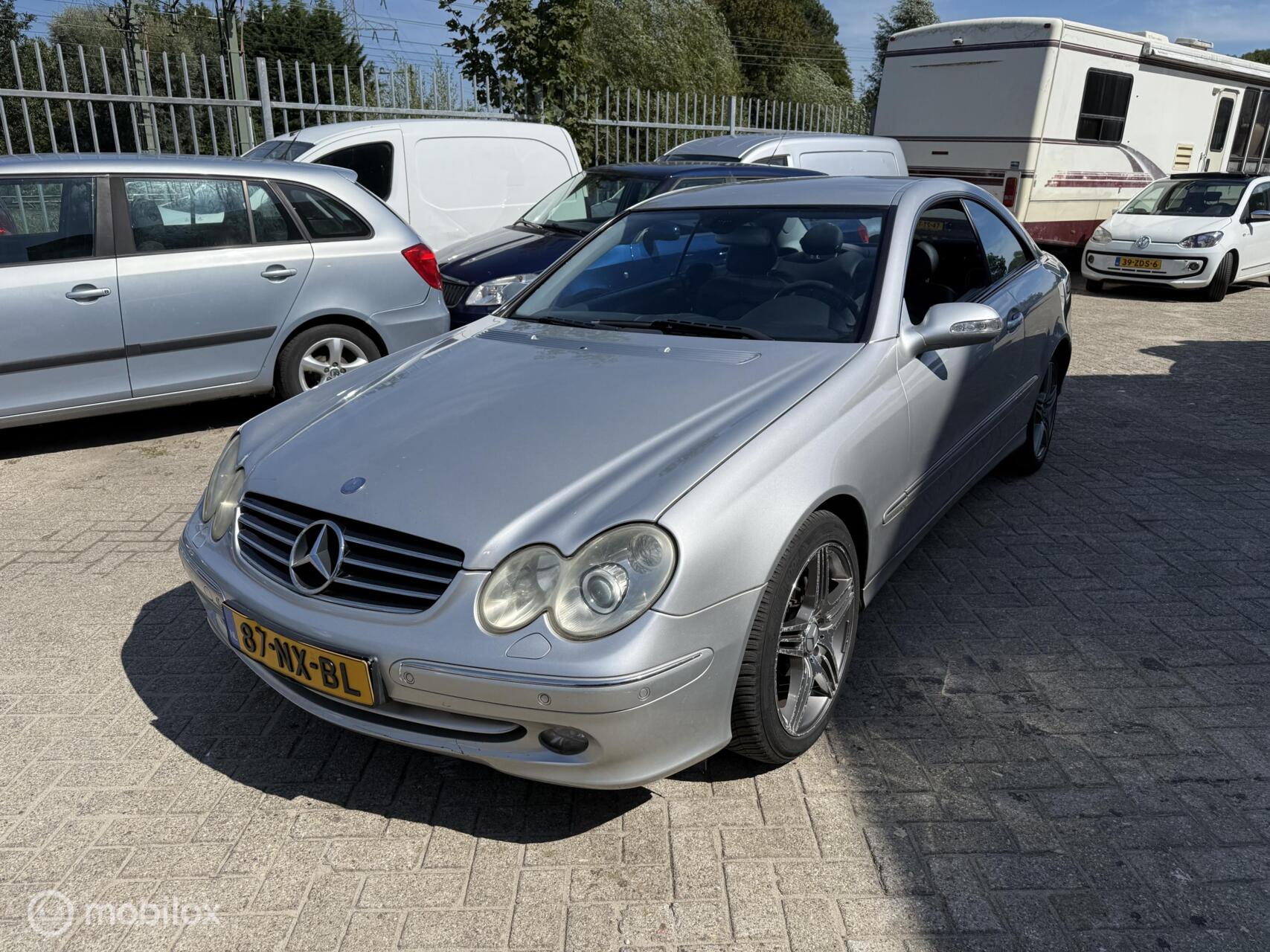 Foto van Mercedes-Benz CLK 320