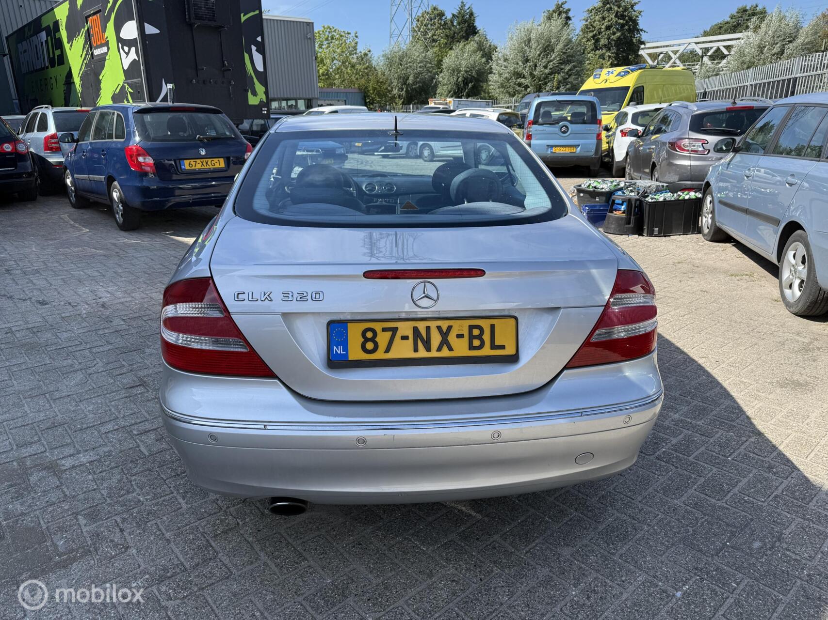 Foto van Mercedes-Benz CLK 320