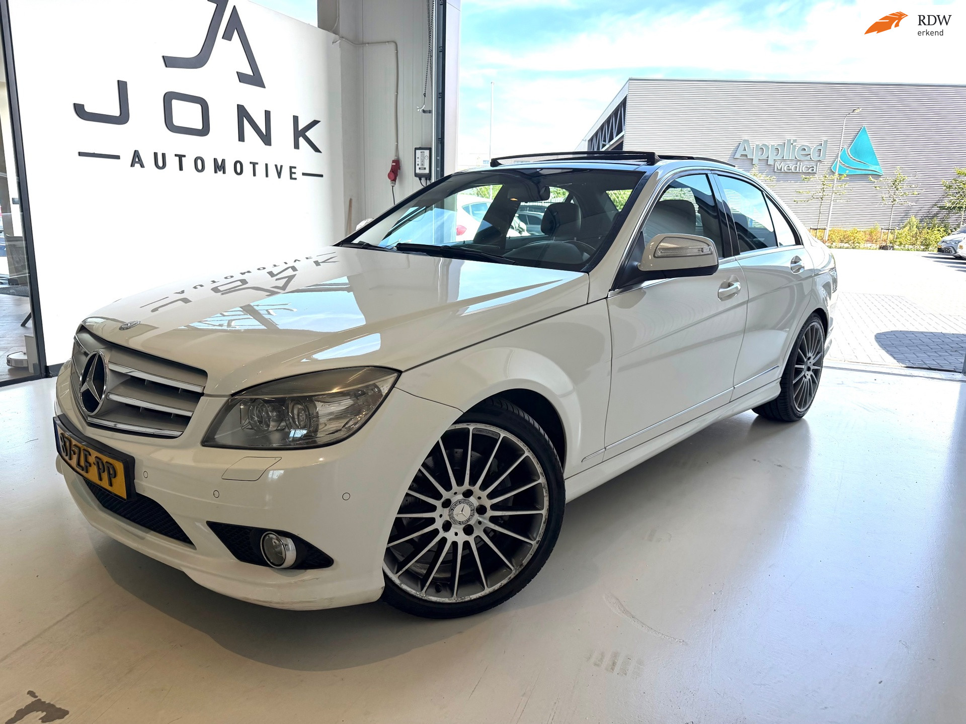Mercedes-Benz C 320 CDI 4Matic 320 CDI Avantgarde 4-Matic 2008 - voorkant