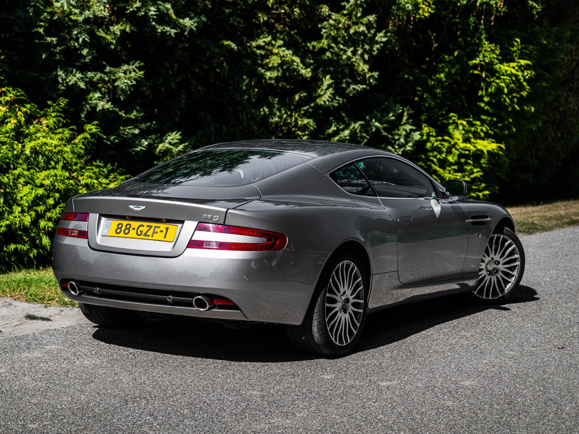 Foto van Aston Martin Db9