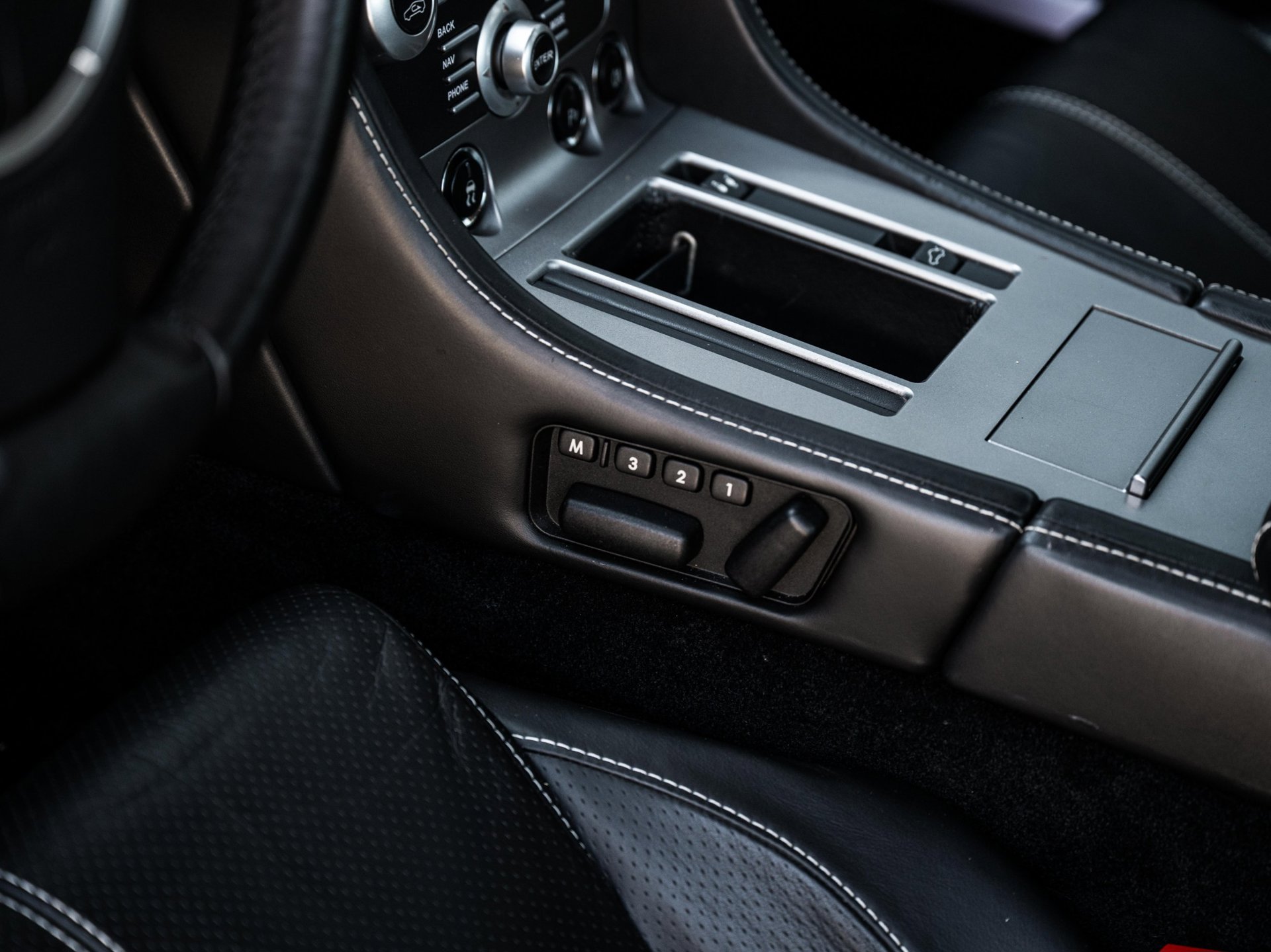 Foto van Aston Martin Db9