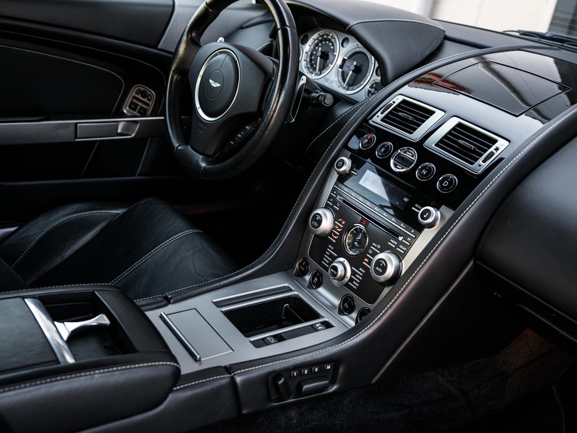 Foto van Aston Martin Db9