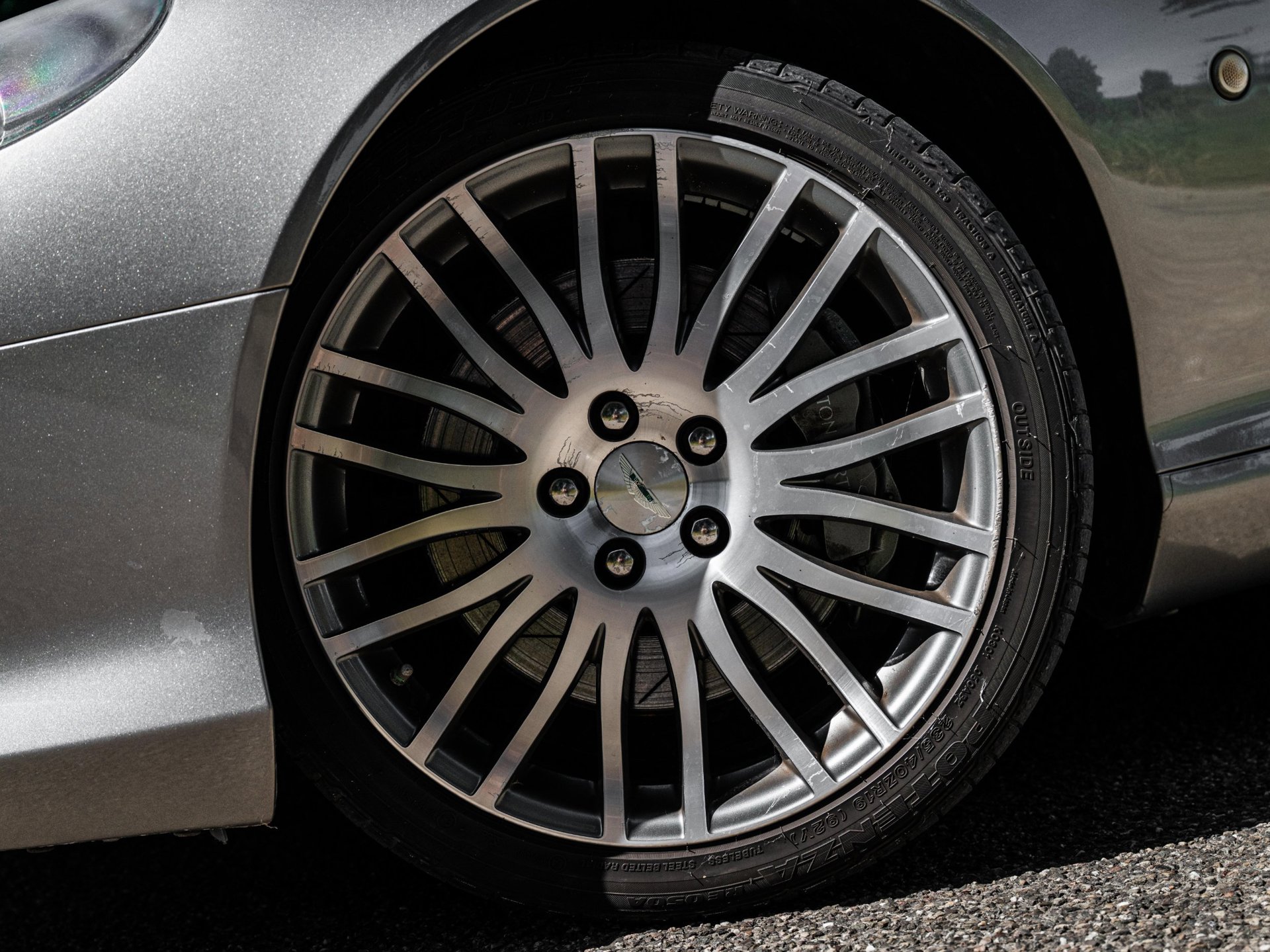 Foto van Aston Martin Db9