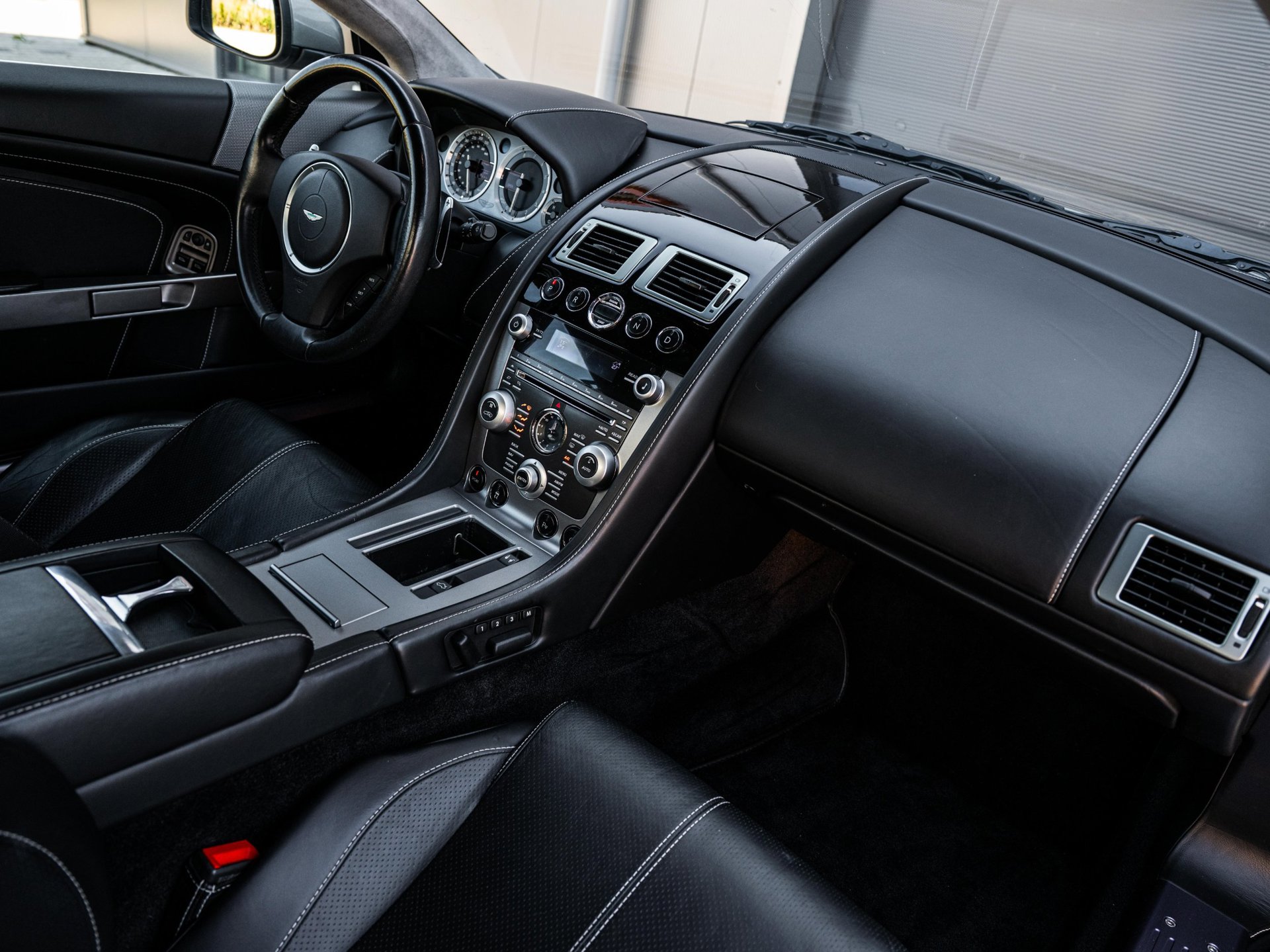 Foto van Aston Martin Db9