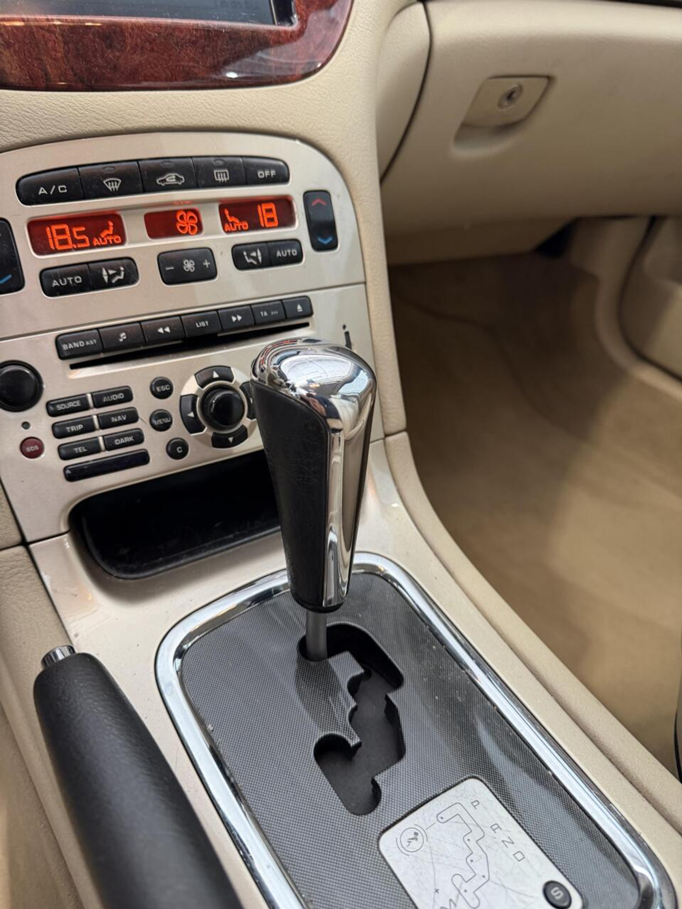 Foto van Peugeot 607