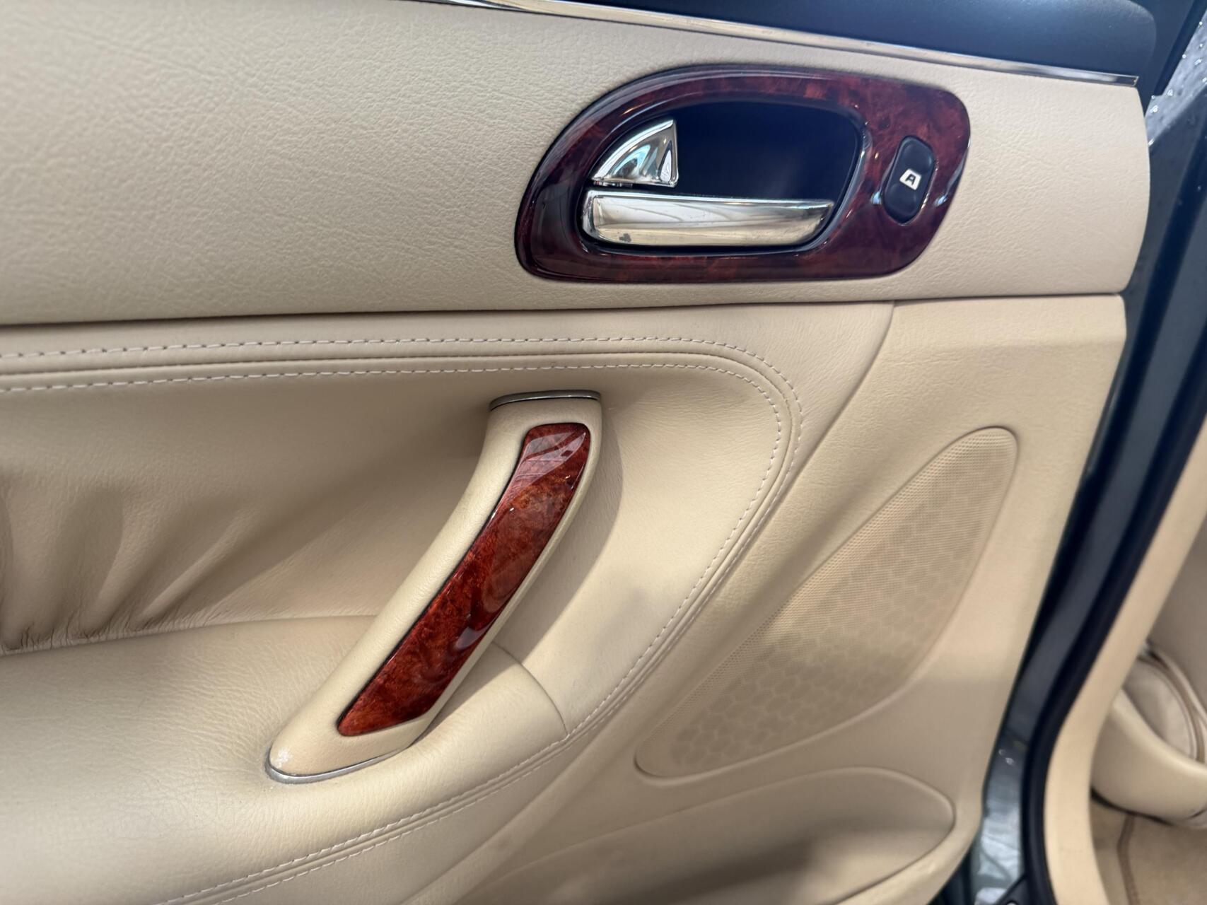 Foto van Peugeot 607
