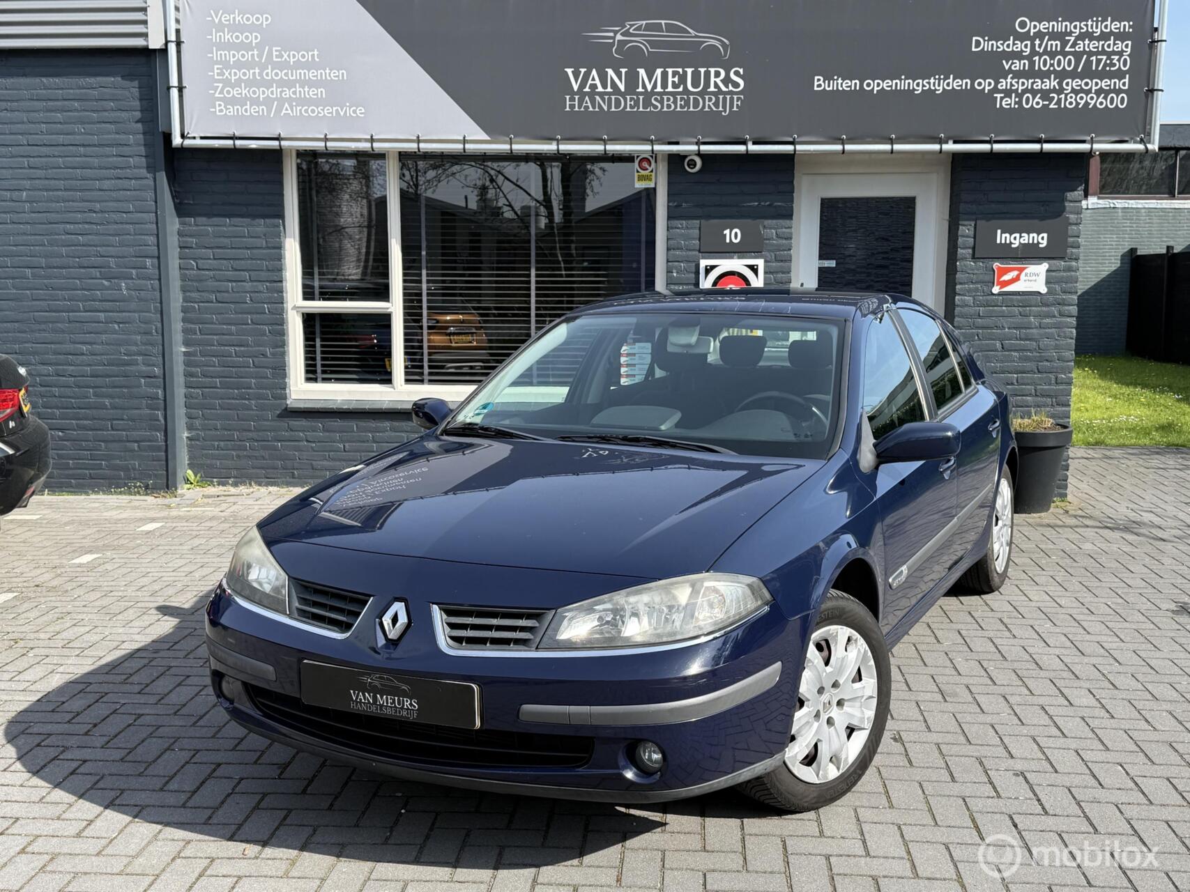 Renault Laguna 2.0-16V Business, airco, trekhaak, apk 04-2027 2006 - voorkant