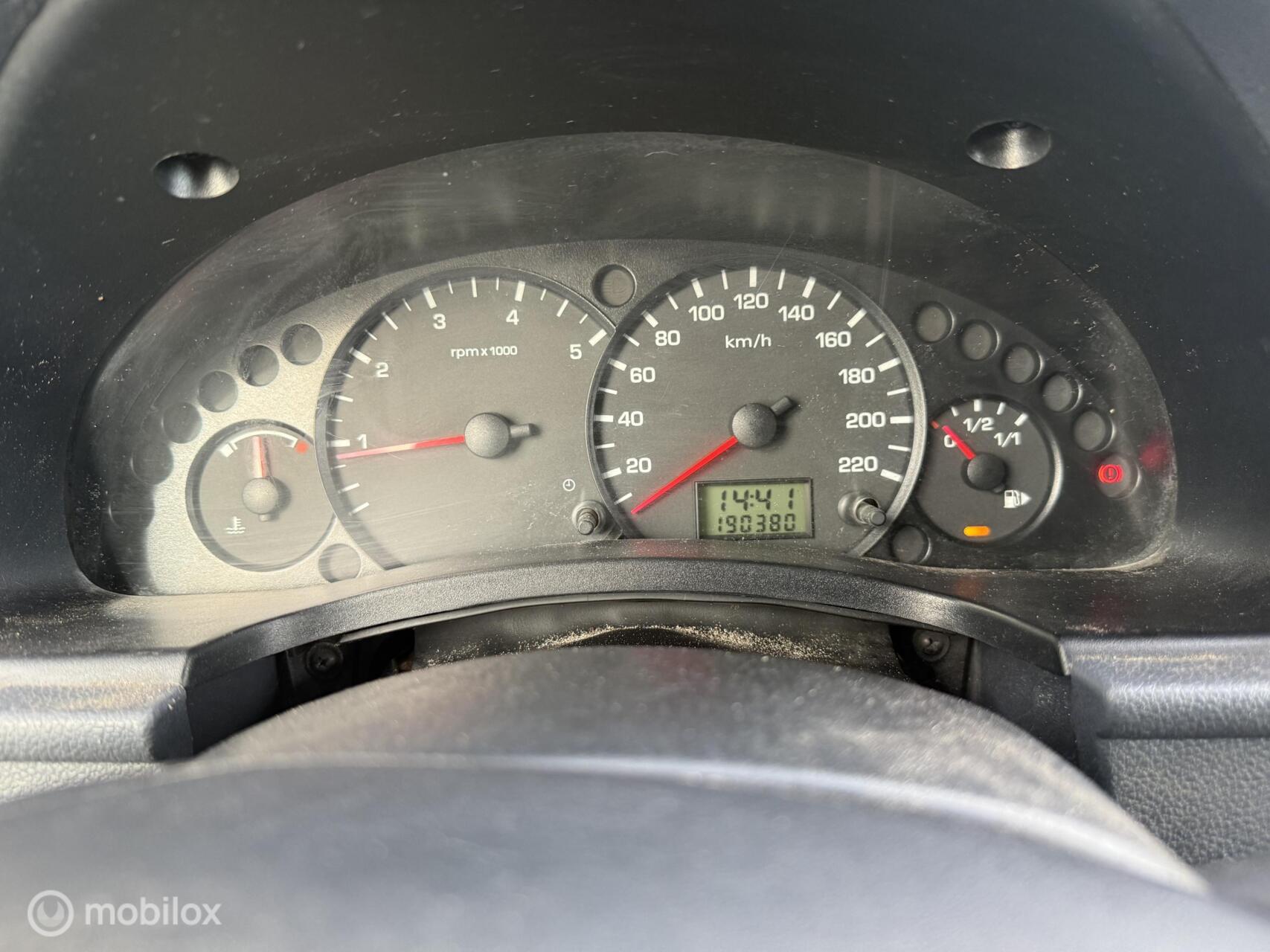Foto van Ford Transit Connect T230l Van 1,8tdci 81