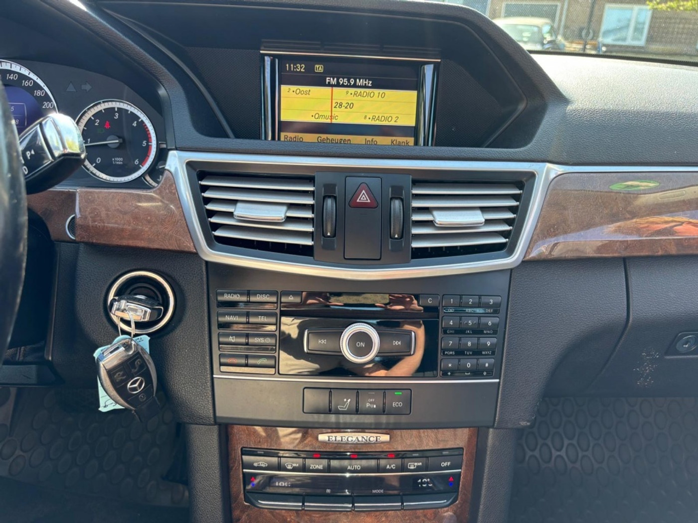 Foto van Mercedes-Benz E 200 CDI