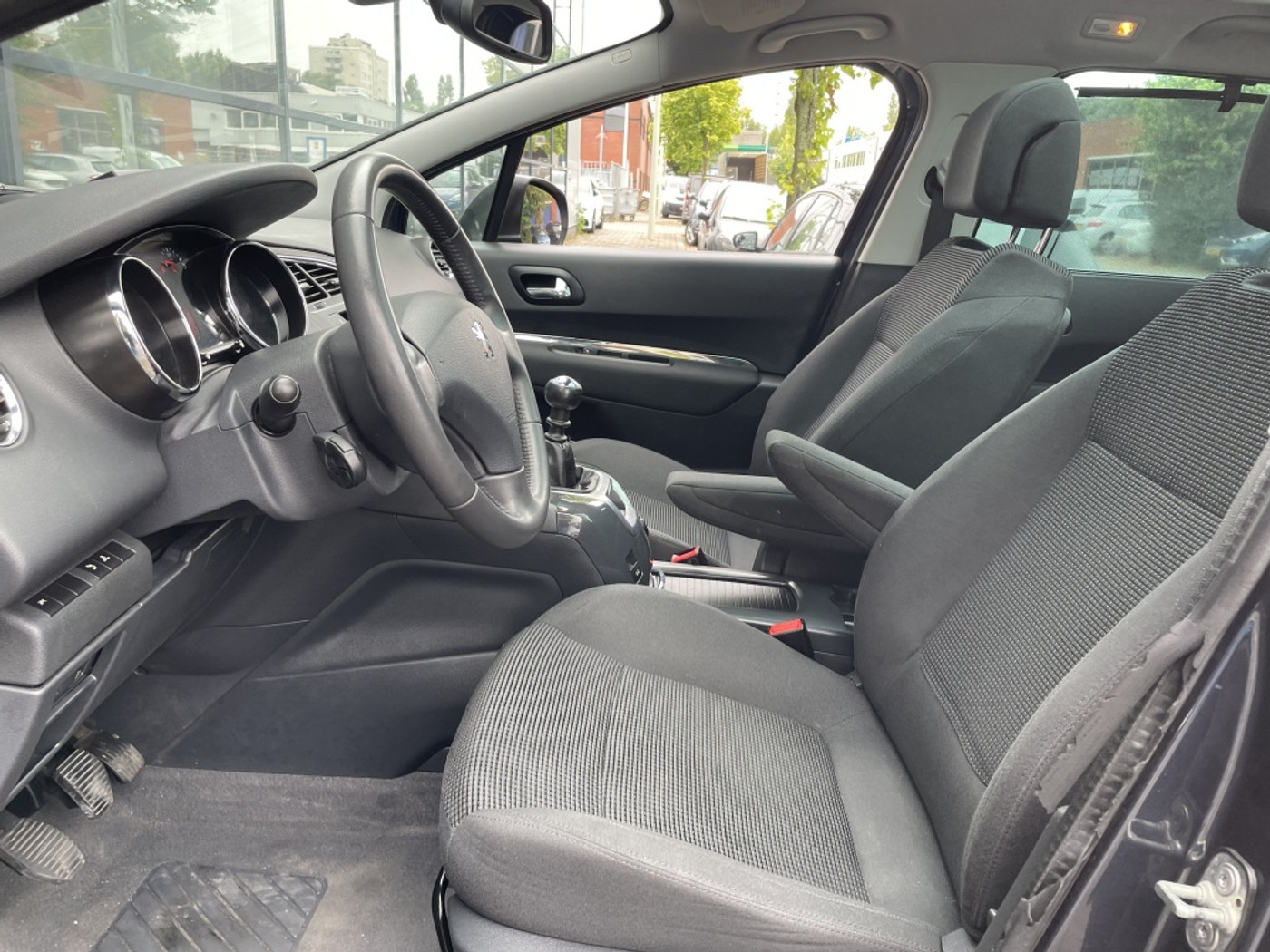 Foto van Peugeot 5008