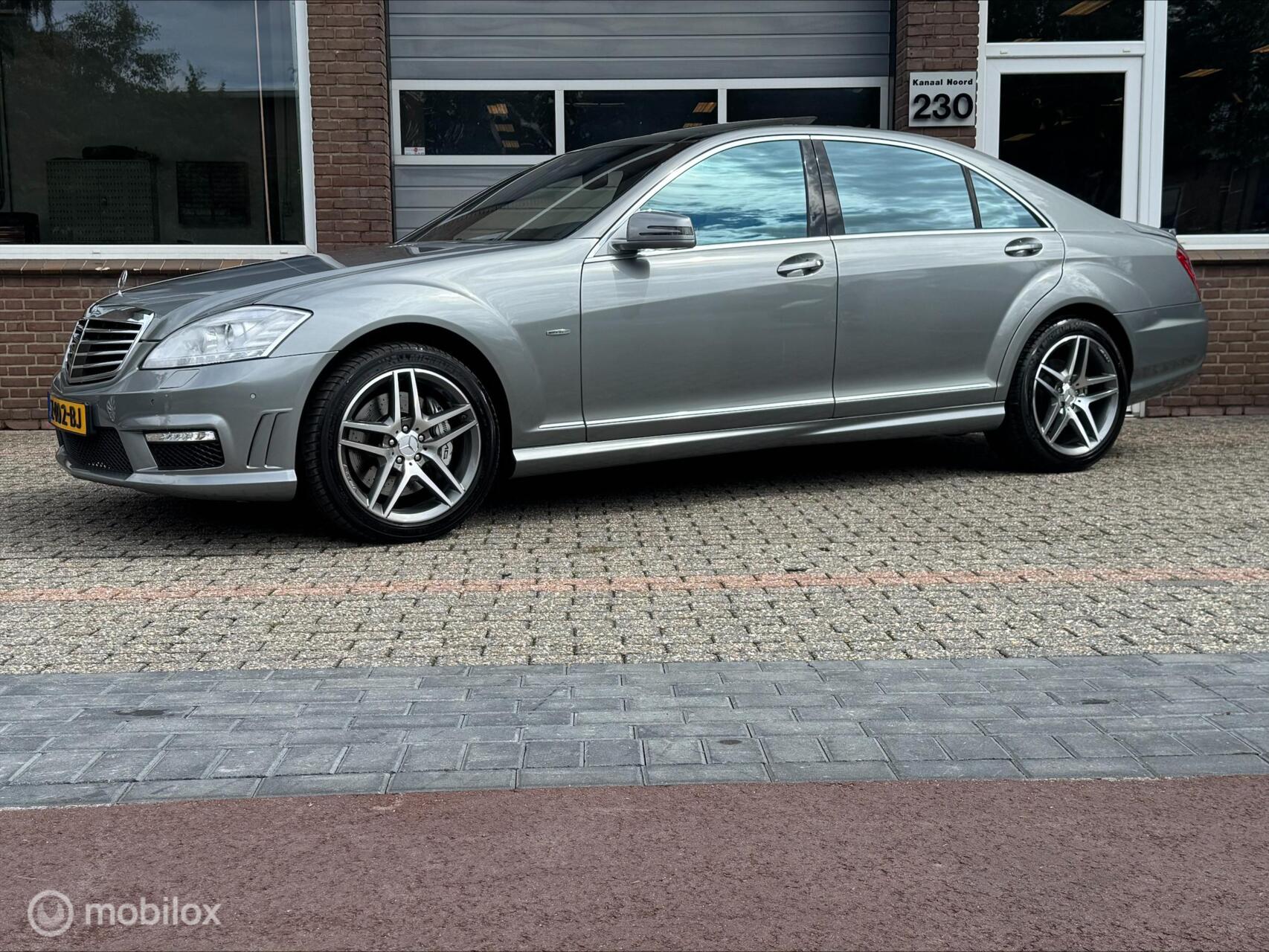 Mercedes-Benz S 500 4Matic 500 4-Matic Lang 2011 - voorkant