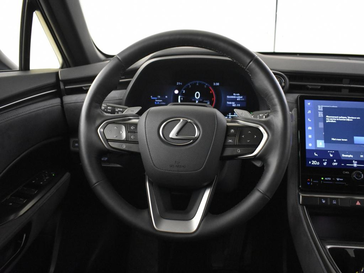 Foto van Lexus Lexus LBX