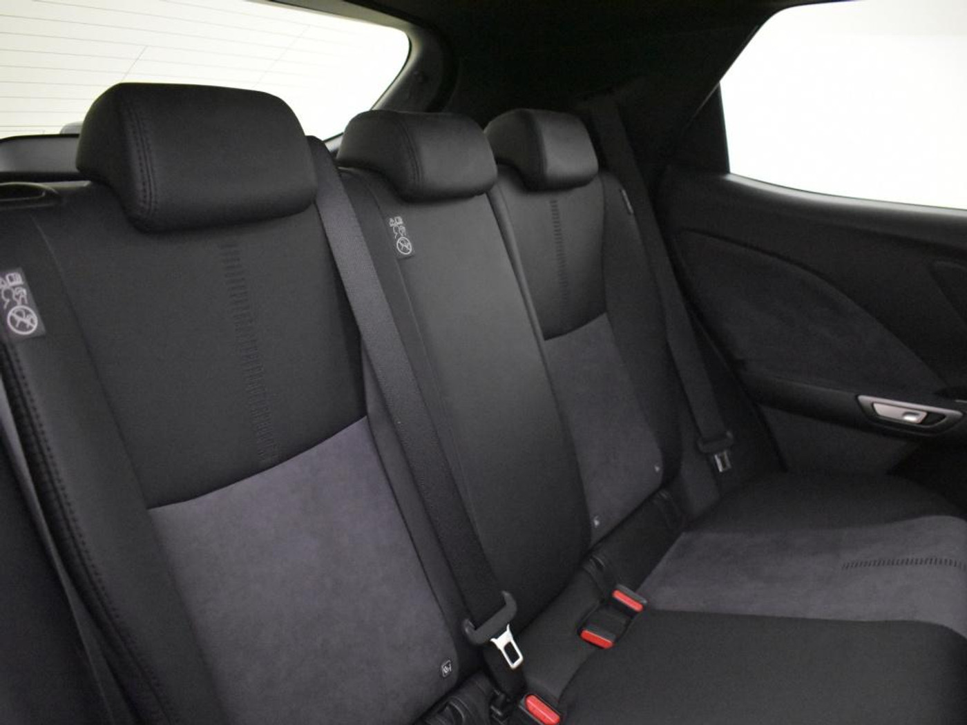 Foto van Lexus Lexus LBX