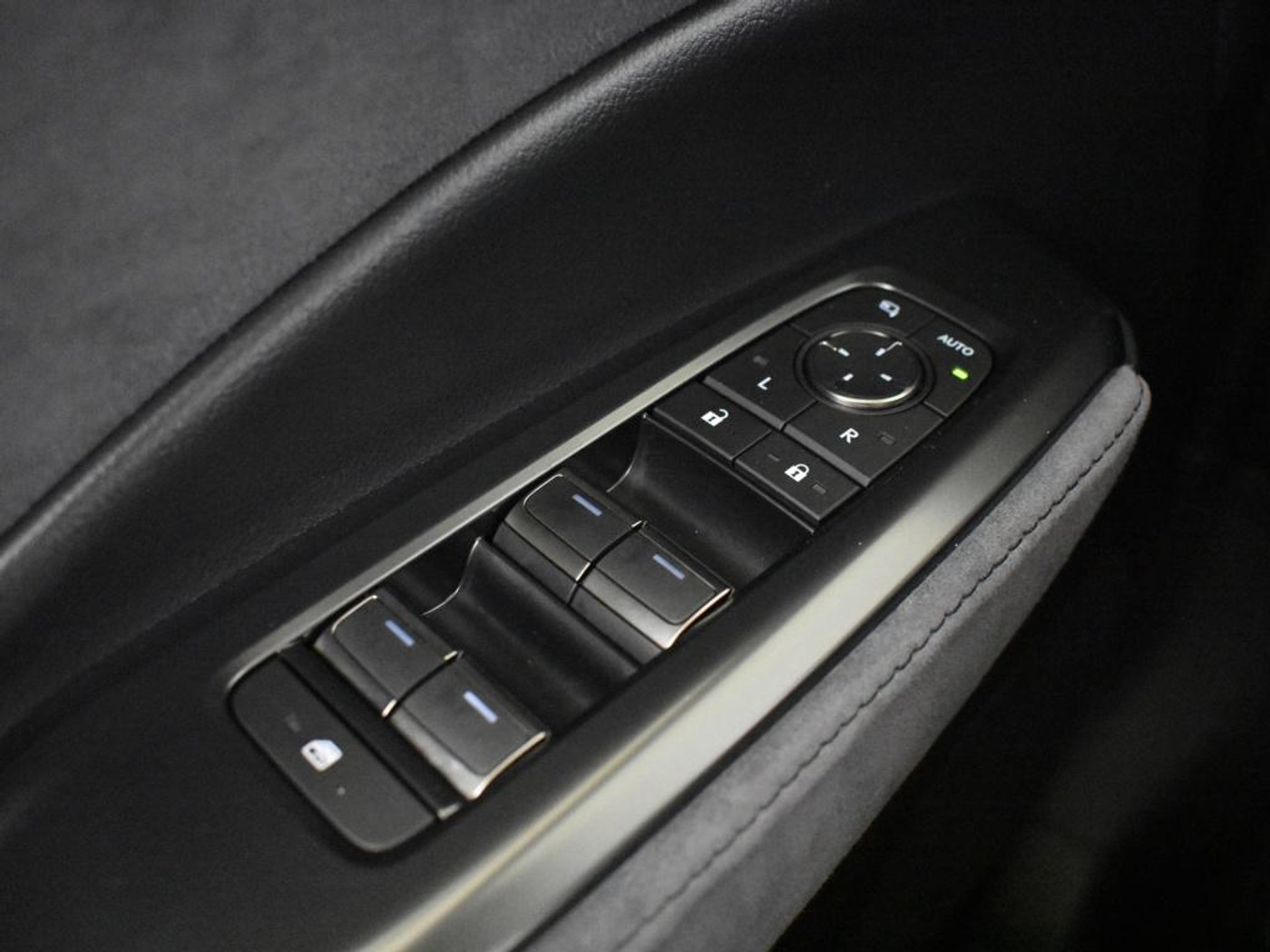 Foto van Lexus Lexus LBX