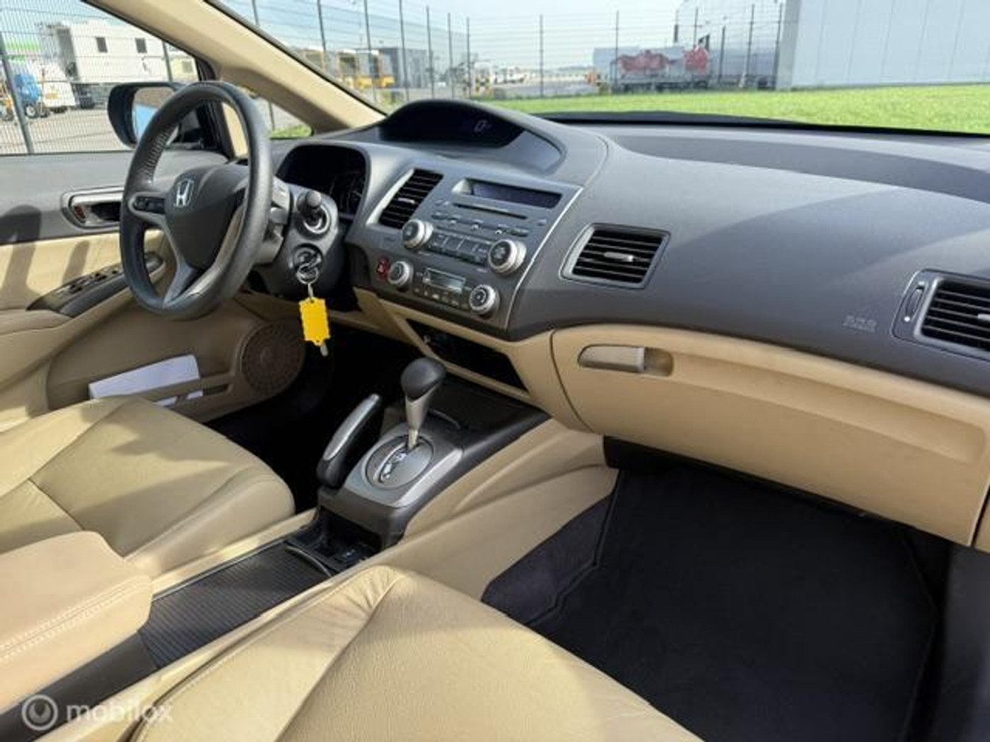 Foto van Honda Civic 4dr Hybrid