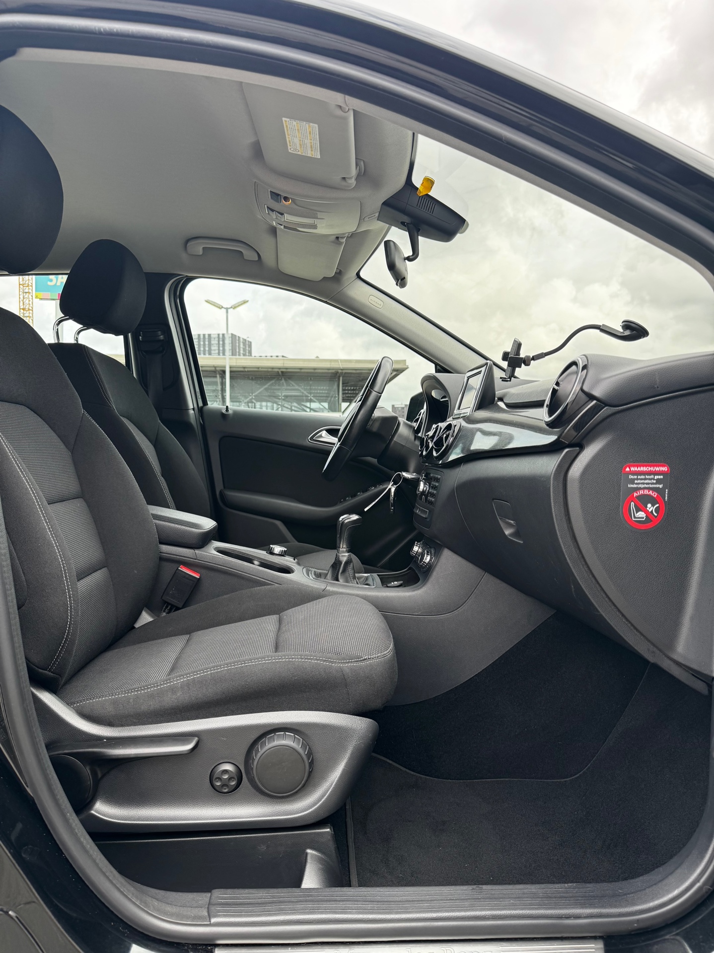 Foto van Mercedes-Benz B 180