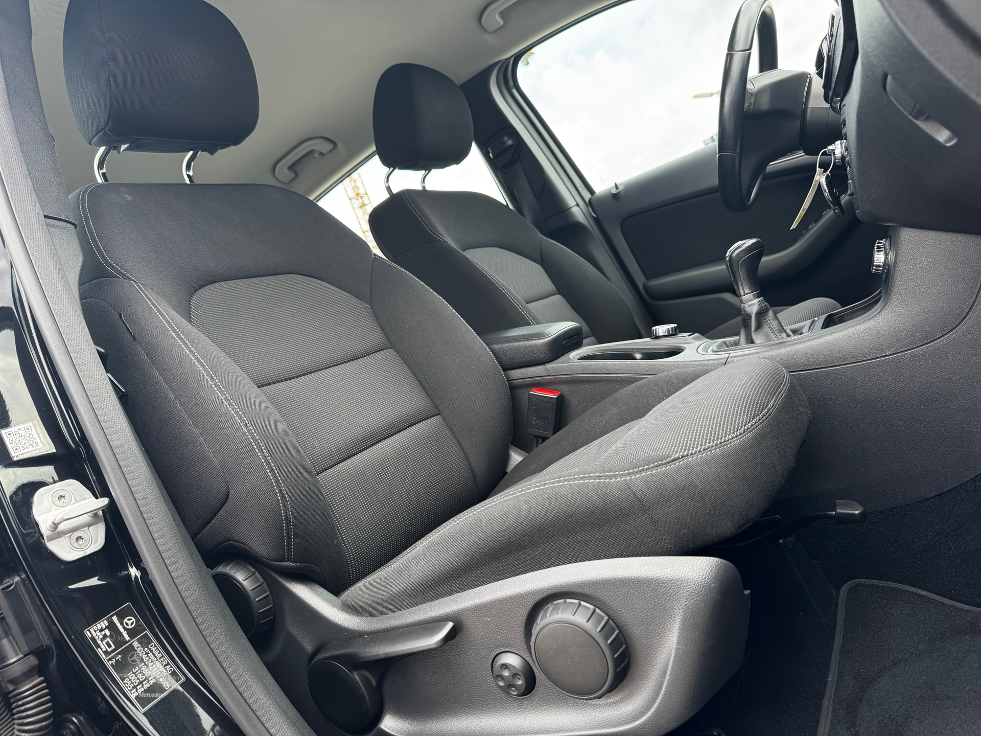 Foto van Mercedes-Benz B 180