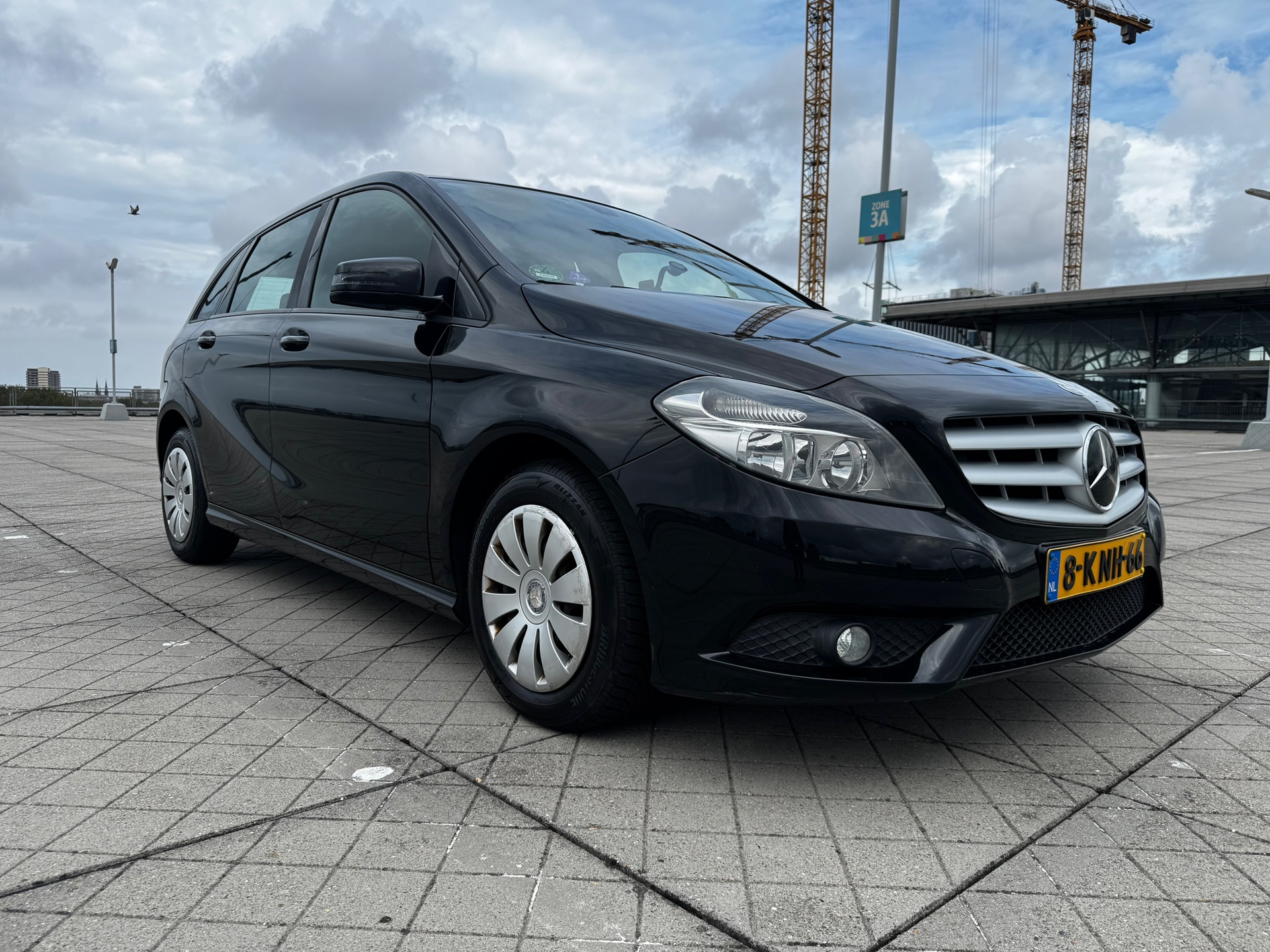 Foto van Mercedes-Benz B 180