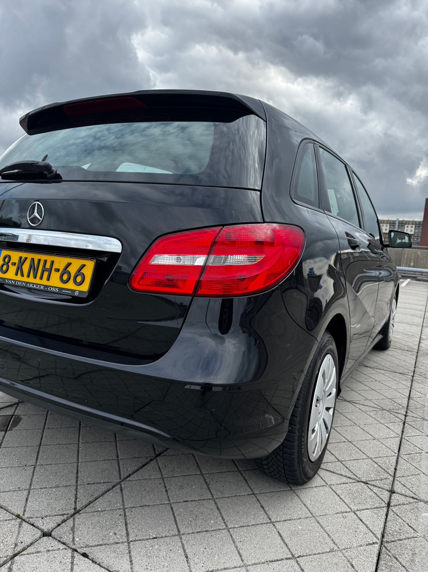 Foto van Mercedes-Benz B 180