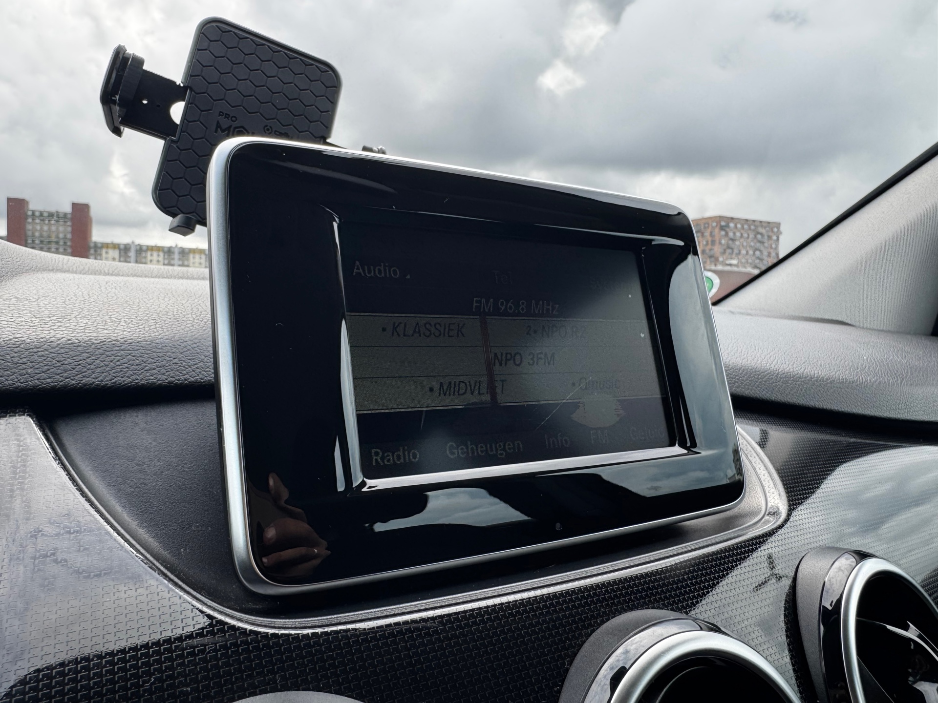 Foto van Mercedes-Benz B 180