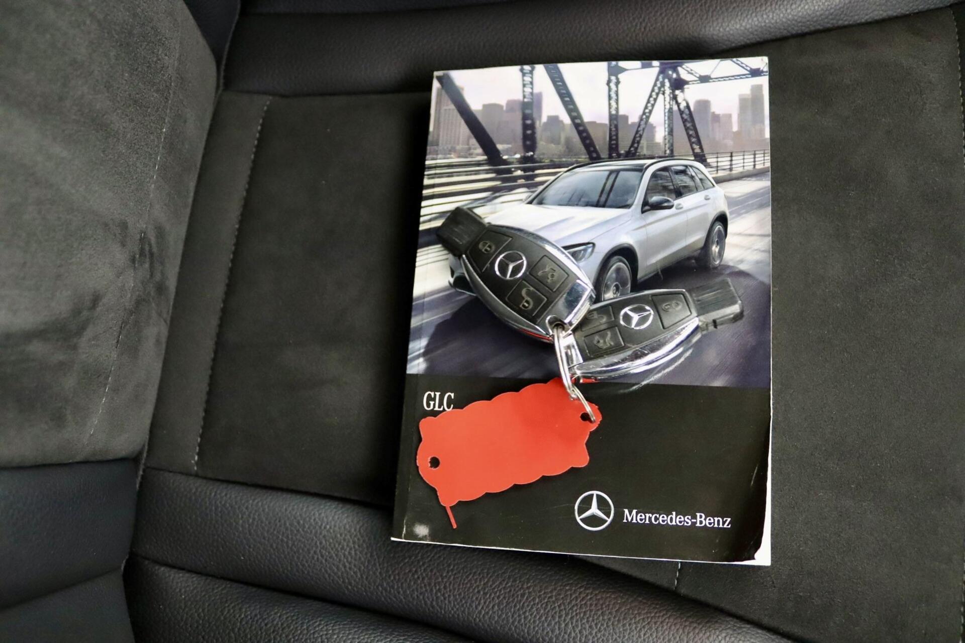 Foto van Mercedes-Benz GLC 350 E 4Matic