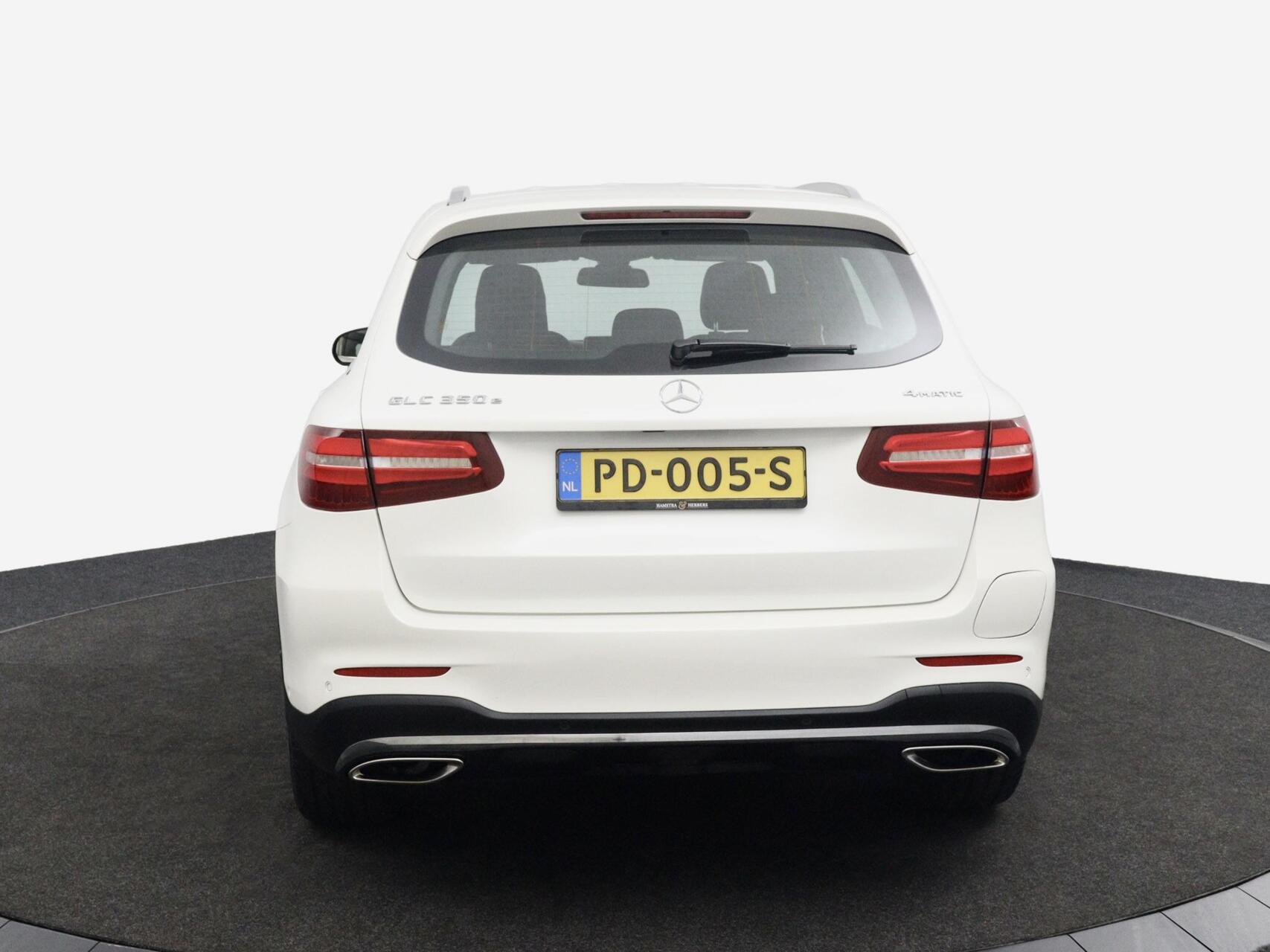 Foto van Mercedes-Benz GLC 350 E 4Matic