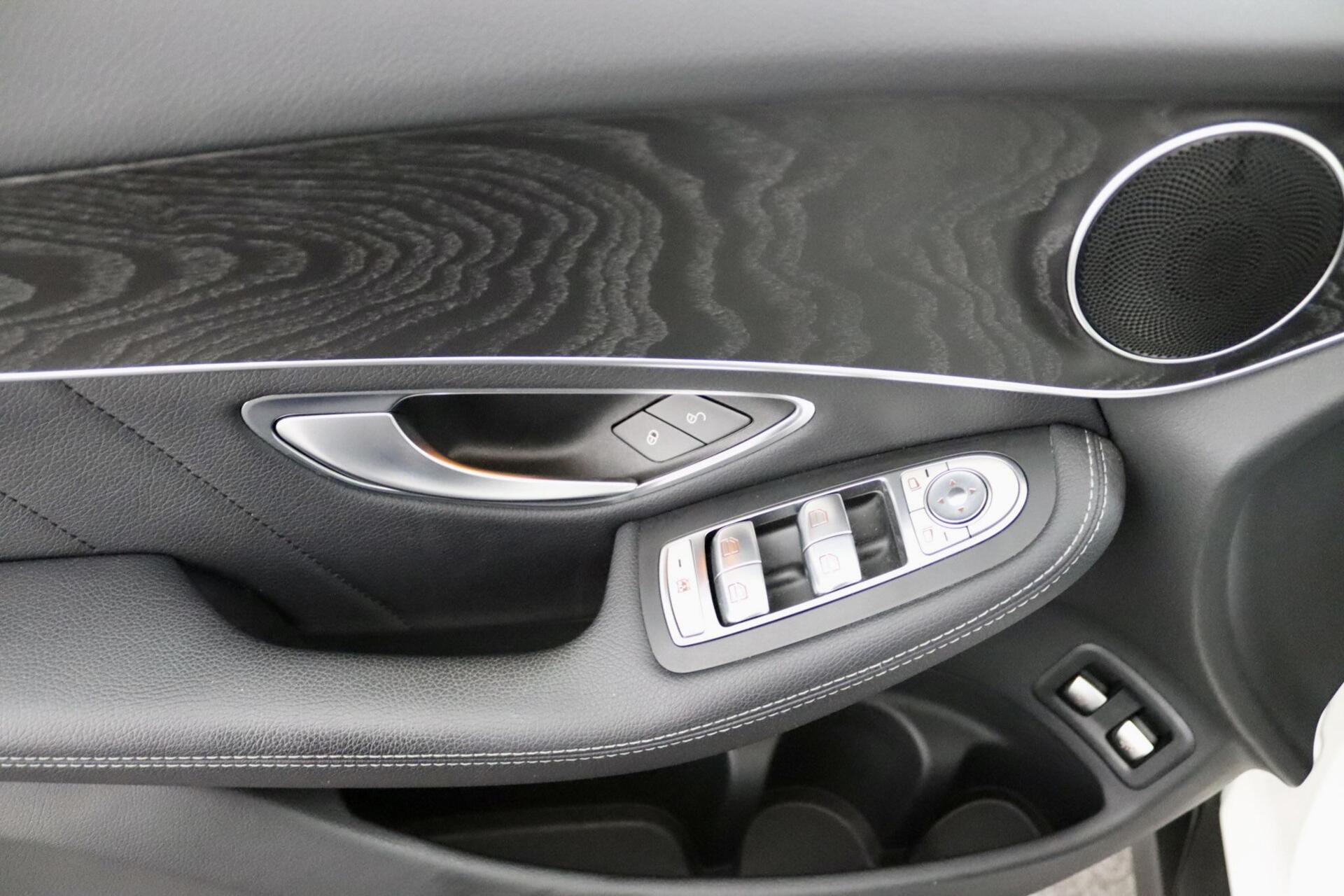 Foto van Mercedes-Benz GLC 350 E 4Matic
