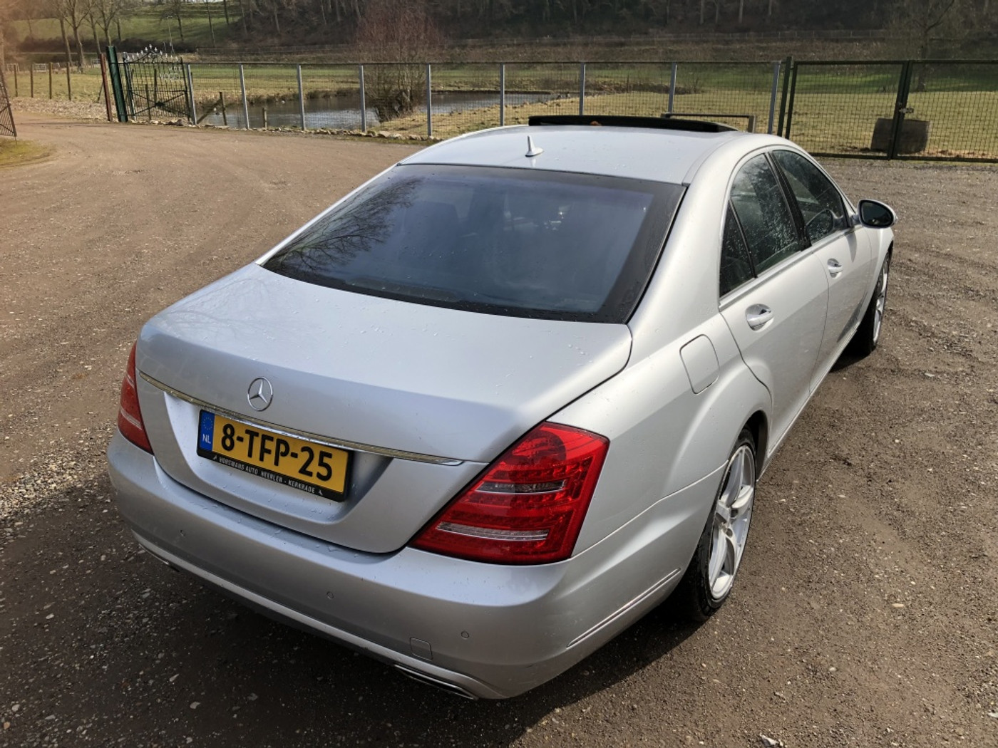 Foto van Mercedes-Benz S 500 4Matic