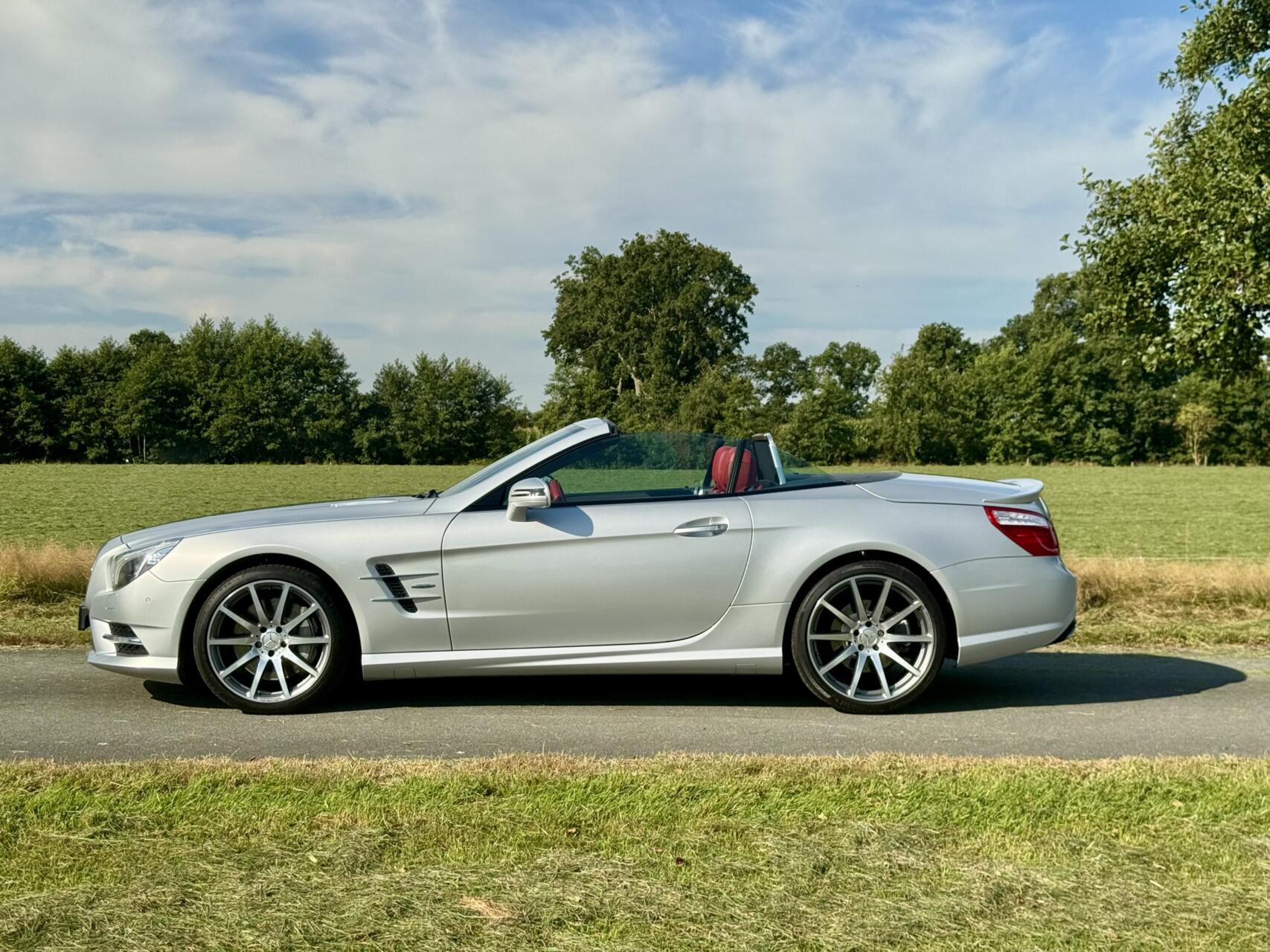 Foto van Mercedes-Benz SL 500