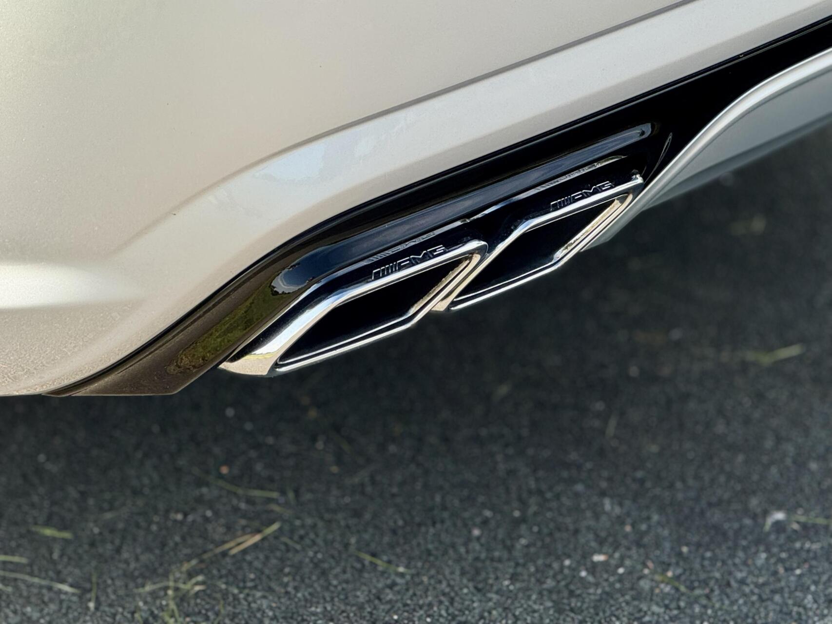 Foto van Mercedes-Benz SL 500