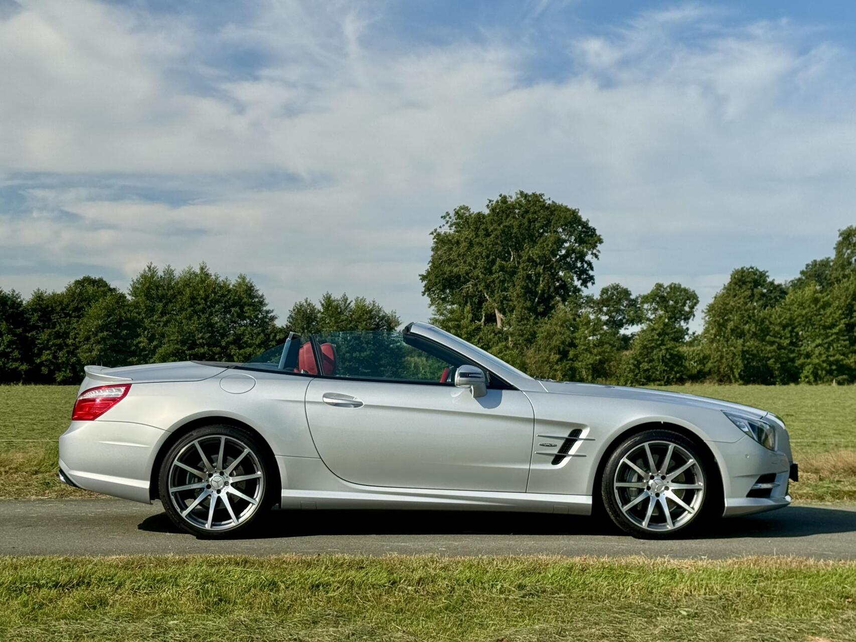 Foto van Mercedes-Benz SL 500