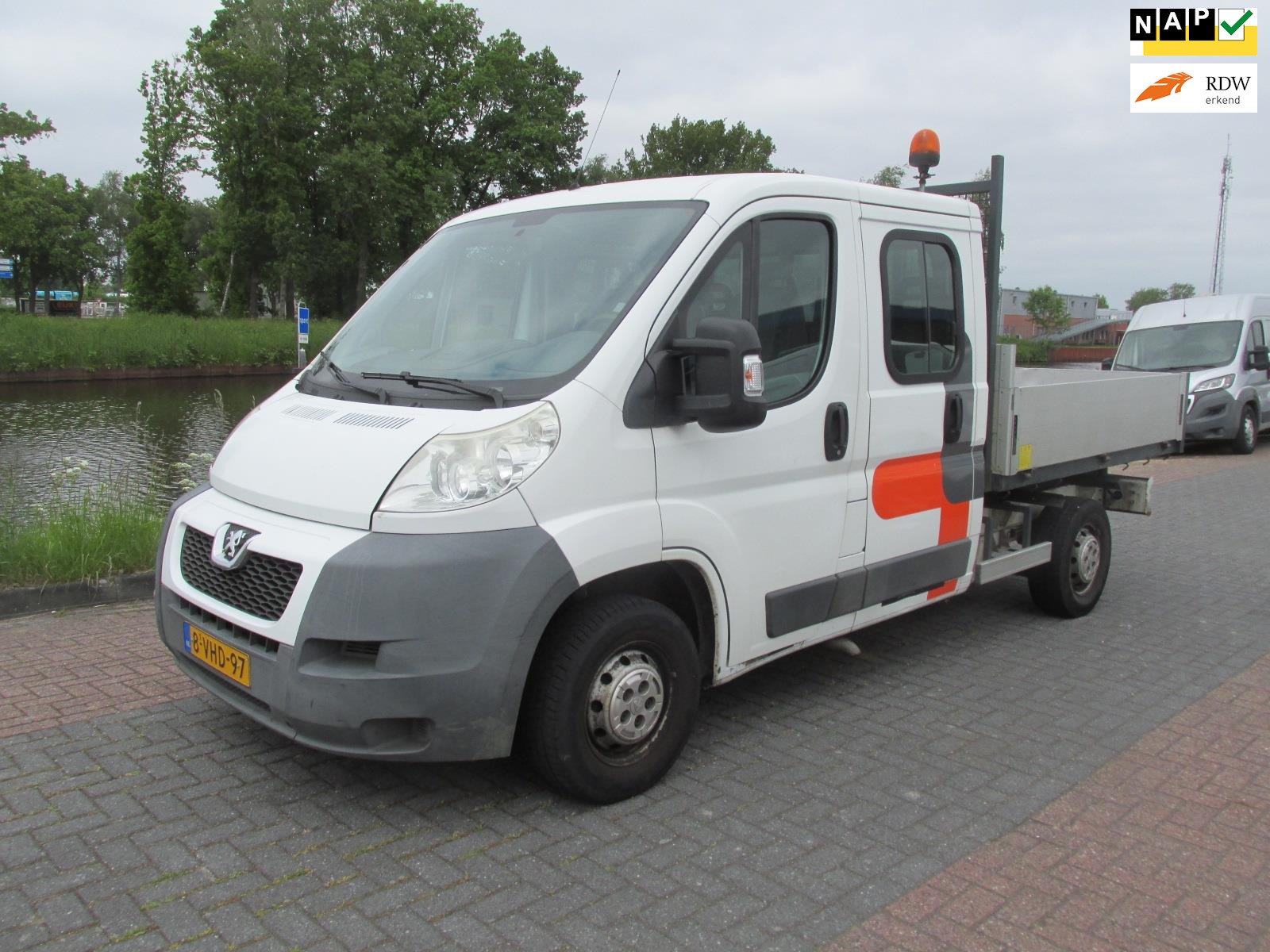 Peugeot Boxer 333 2.2 HDI L2 dubbele cabine Kipper open laadbak pick up 2010 - voorkant