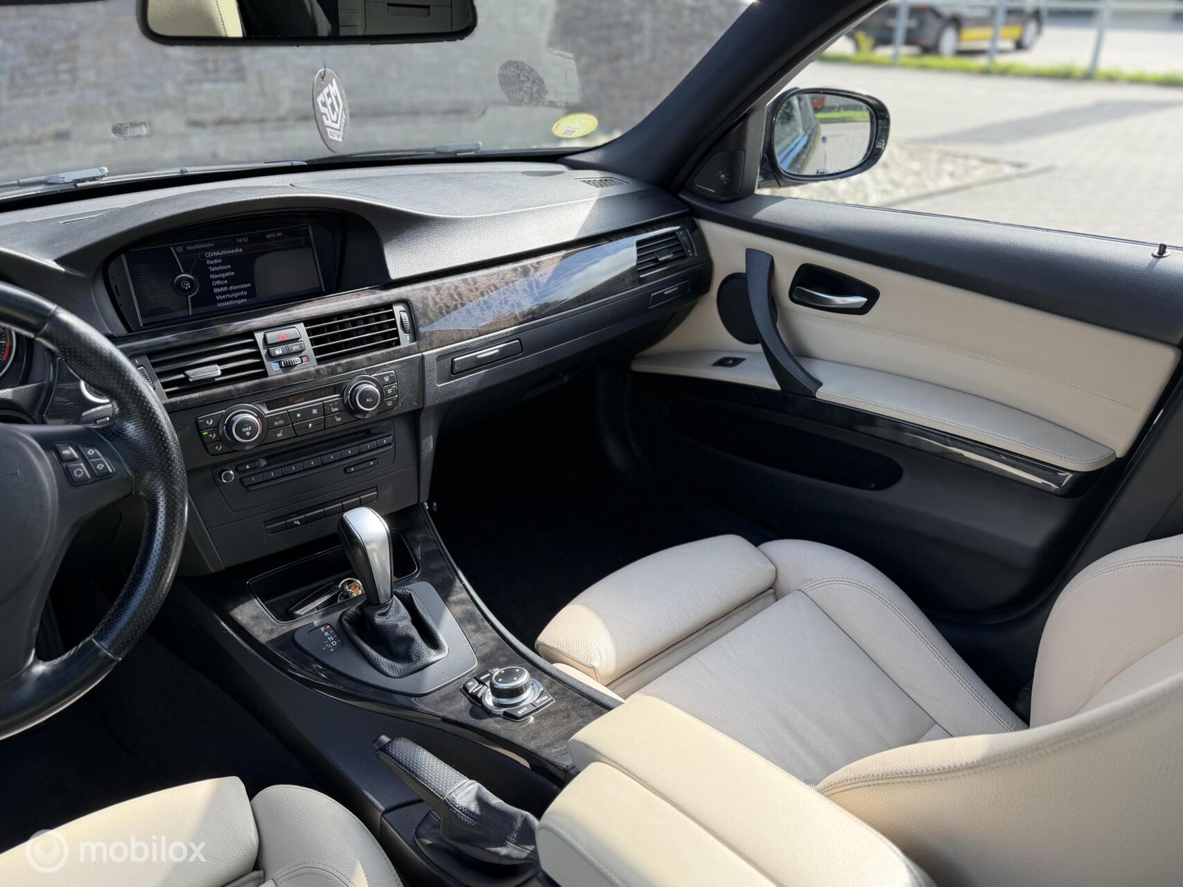 Foto van BMW 325d