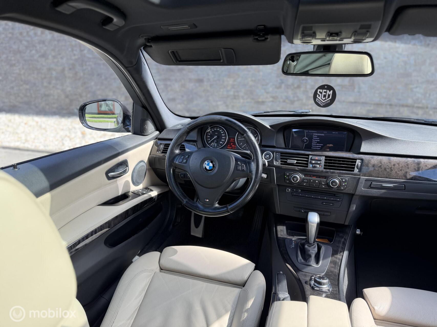 Foto van BMW 325d