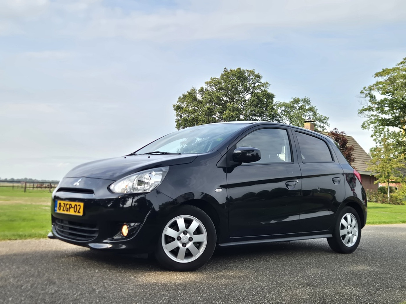 Mitsubishi Mitsubishi Space Star 1.0 Airco, nieuwe koppeling+ grote beurt!!! 2015 - voorkant