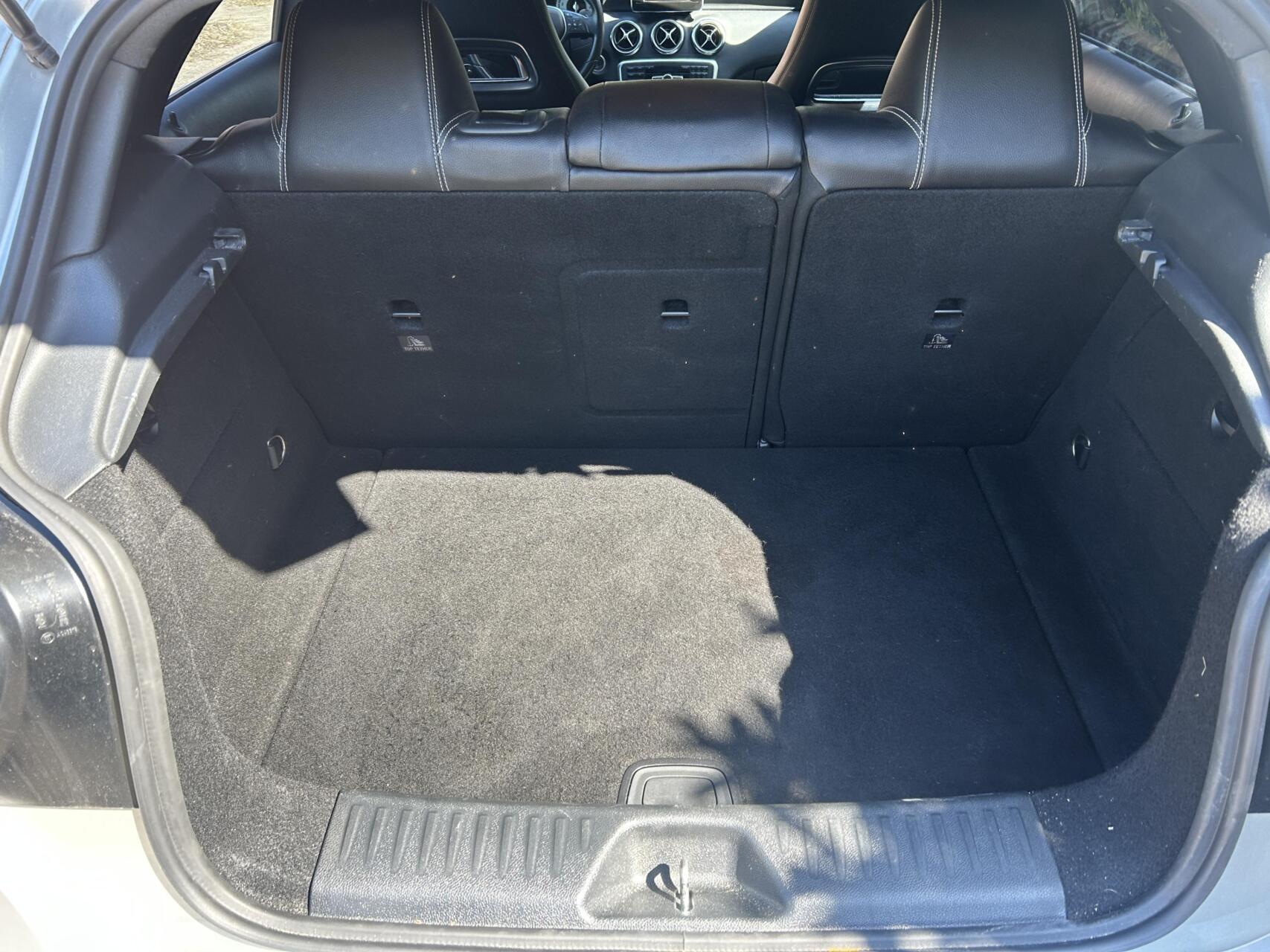 Foto van Mercedes-Benz A 180