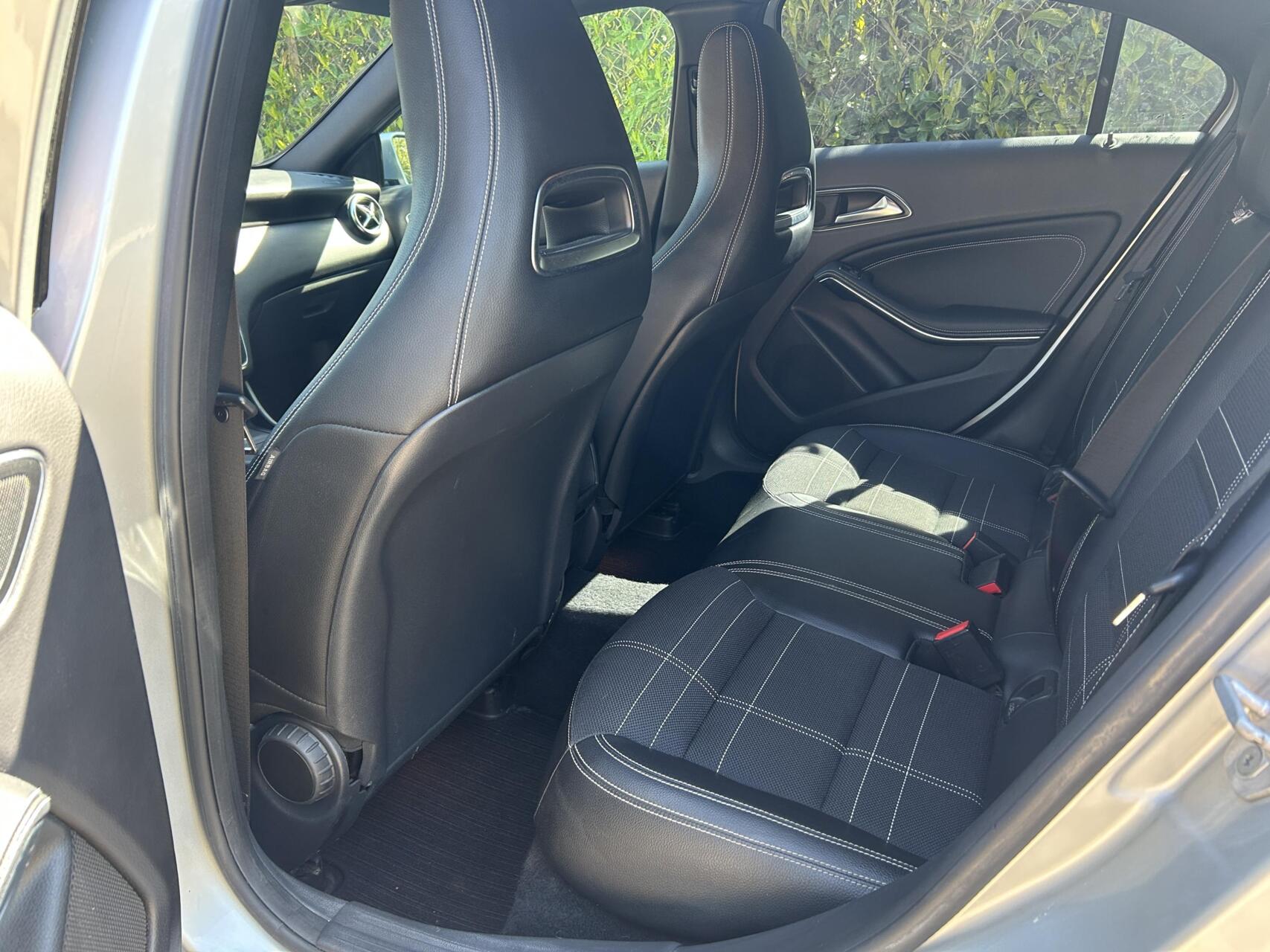 Foto van Mercedes-Benz A 180