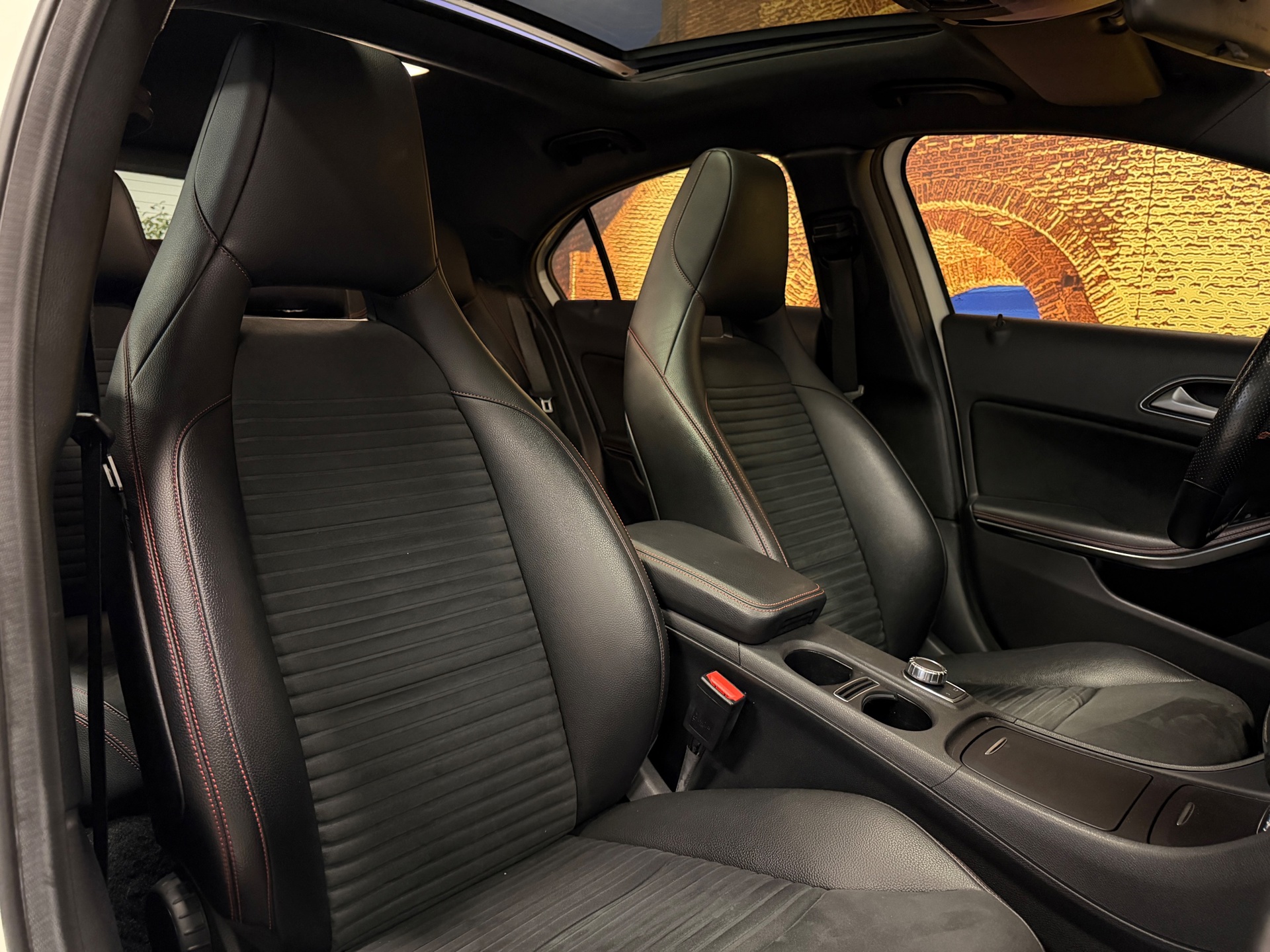 Foto van Mercedes-Benz A 180